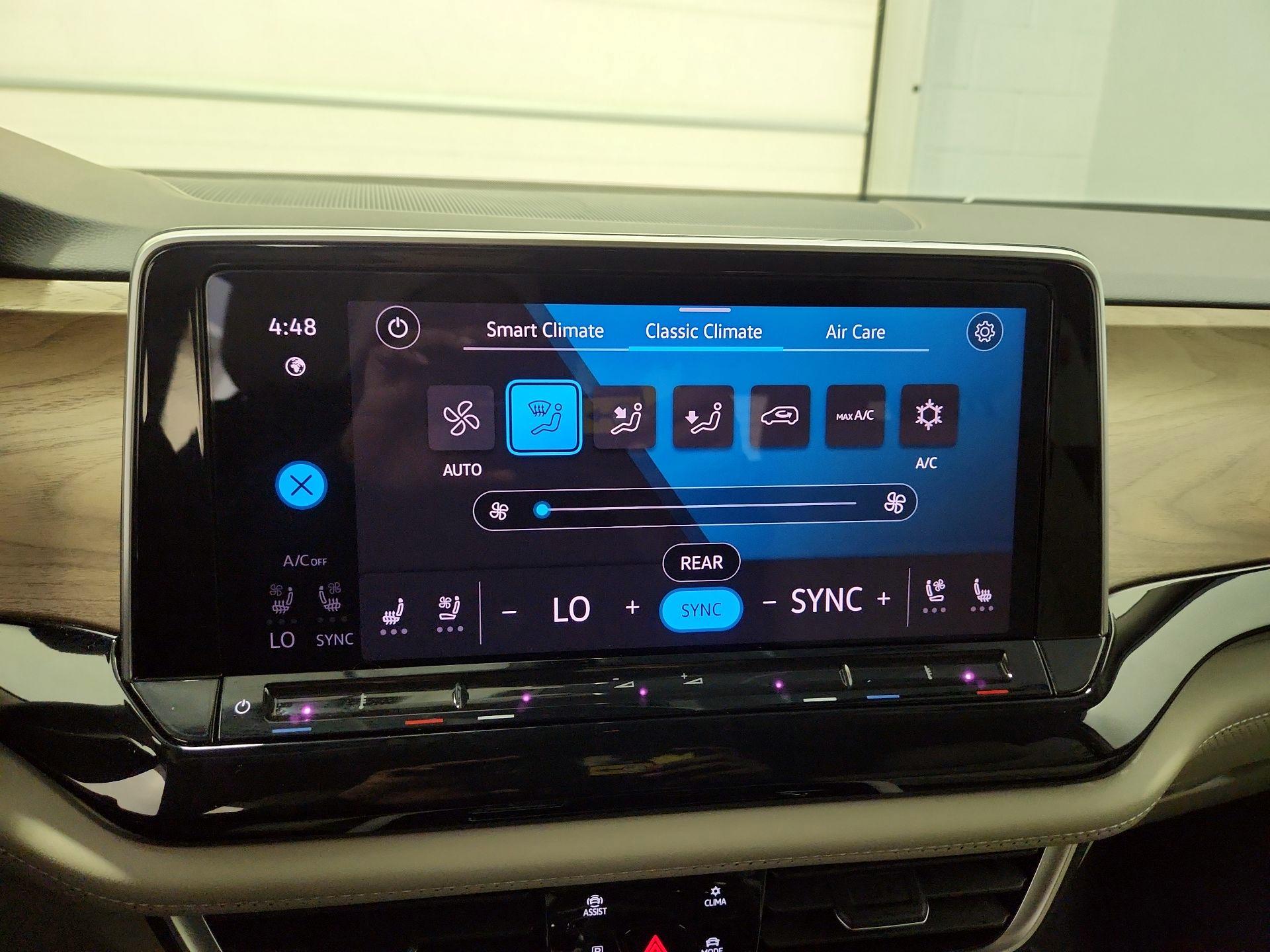 Thumbnail: 2024 Volkswagen Atlas - 16