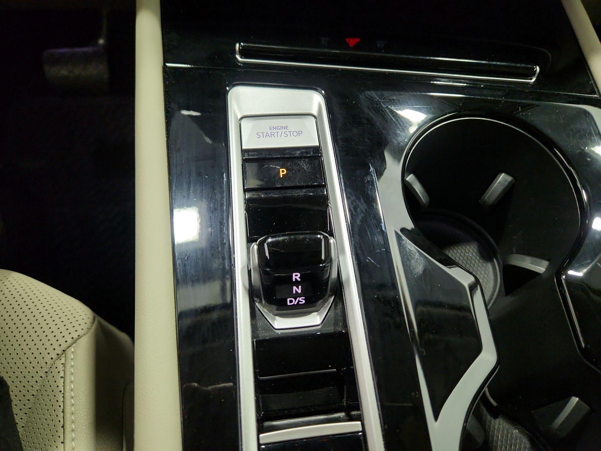 Thumbnail: 2024 Volkswagen Atlas - 17