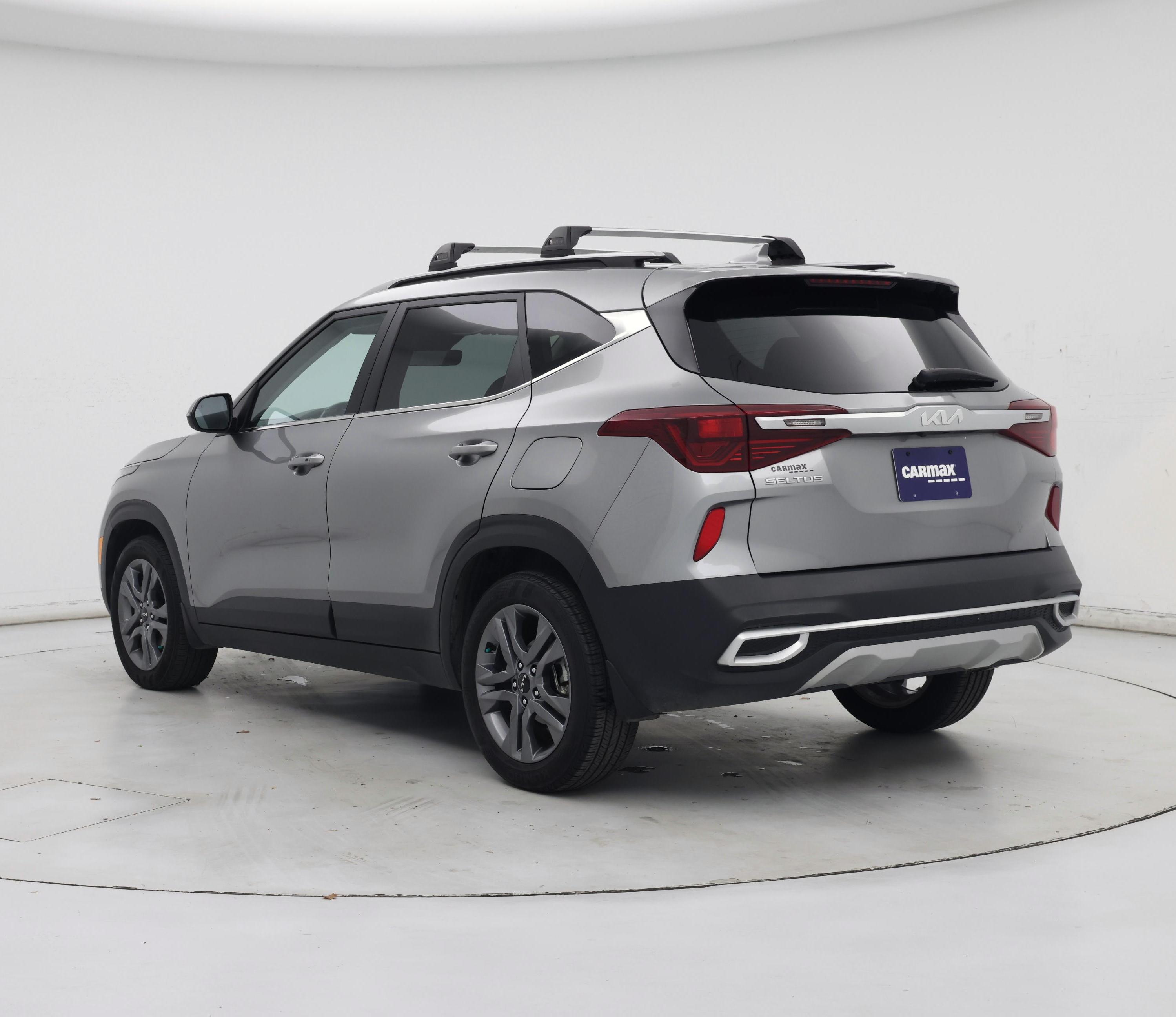 Thumbnail: 2023 Kia Seltos - 2