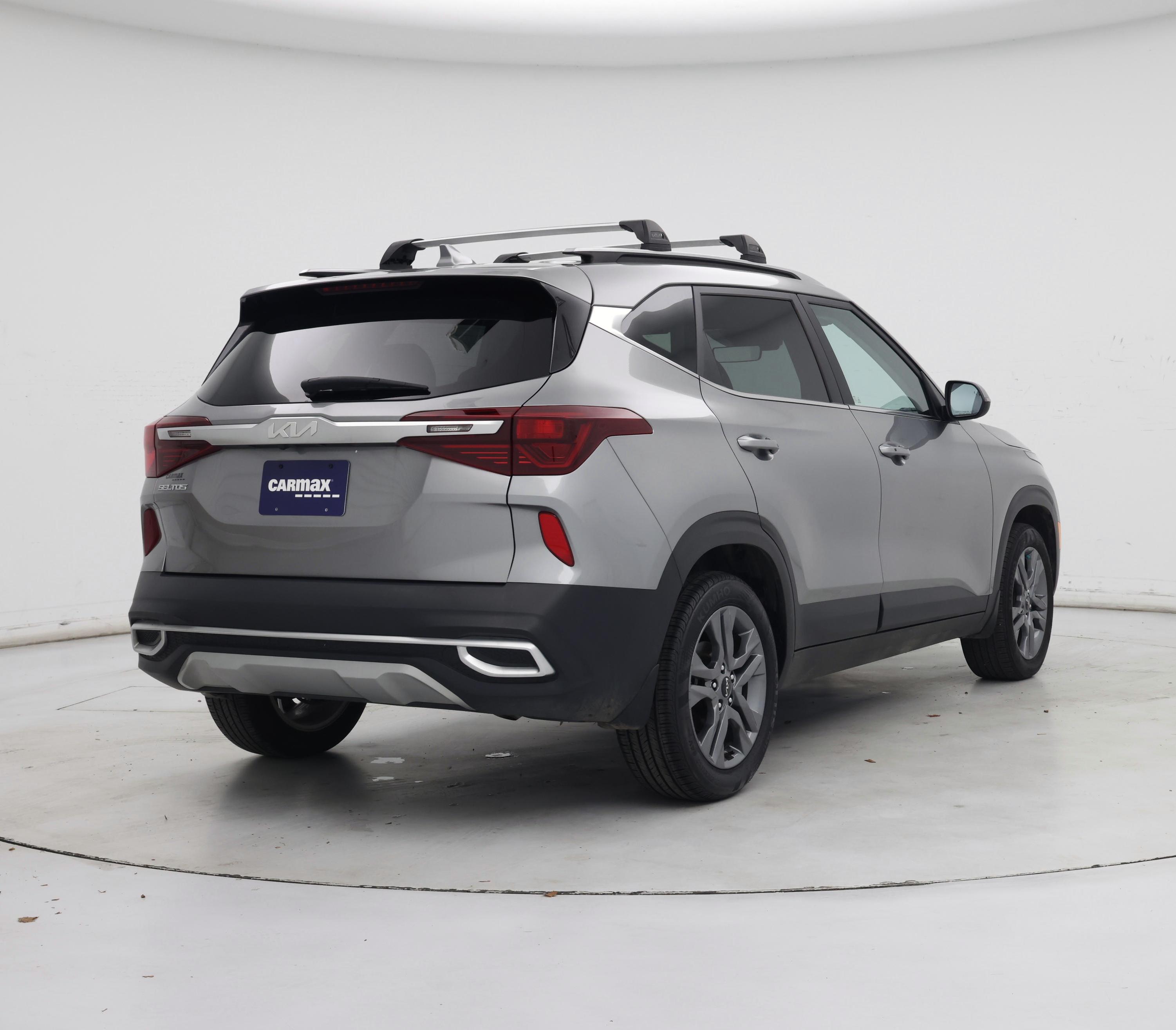 Thumbnail: 2023 Kia Seltos - 8