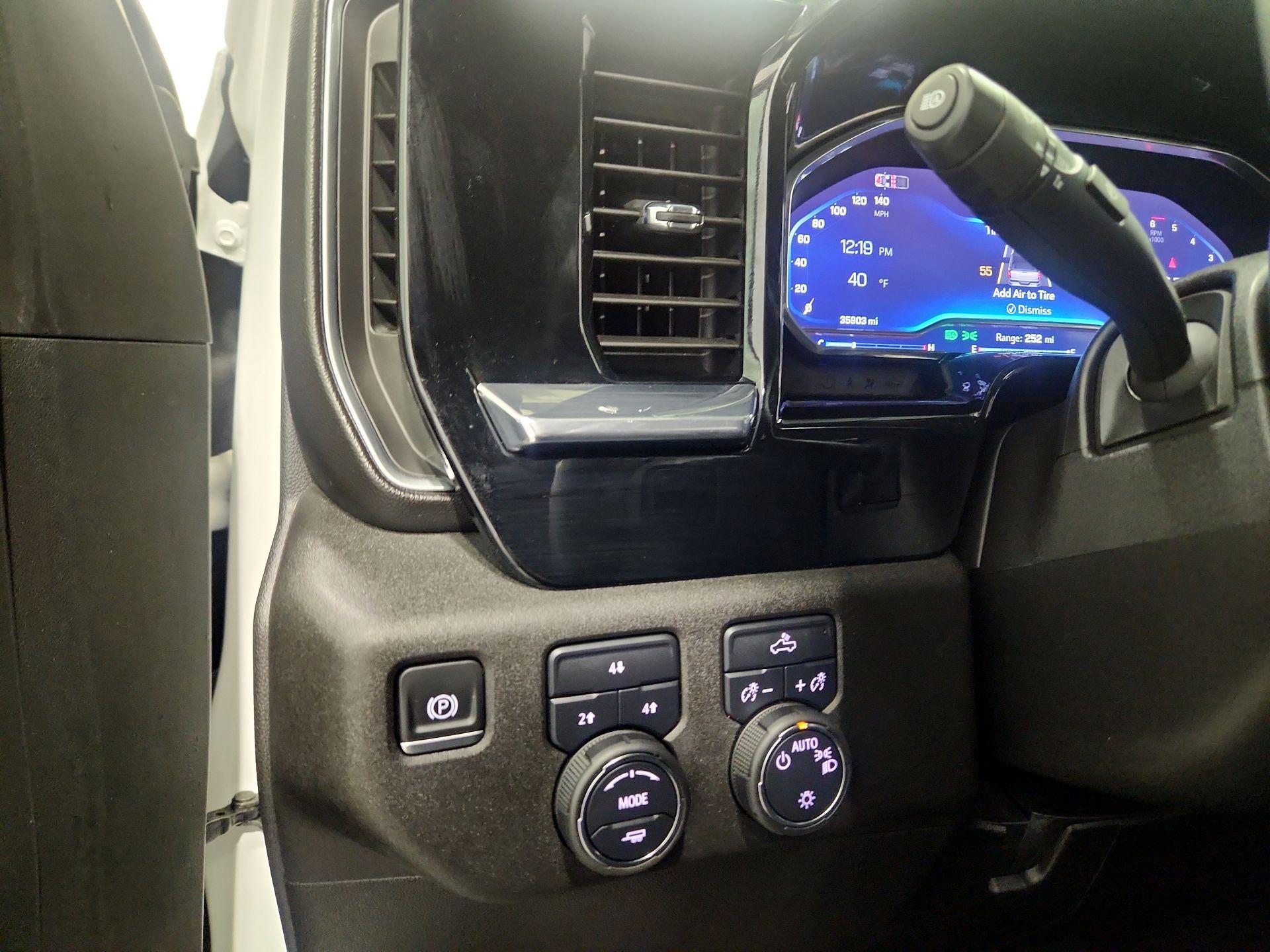 Thumbnail: 2024 Chevrolet Silverado 2500 - 13