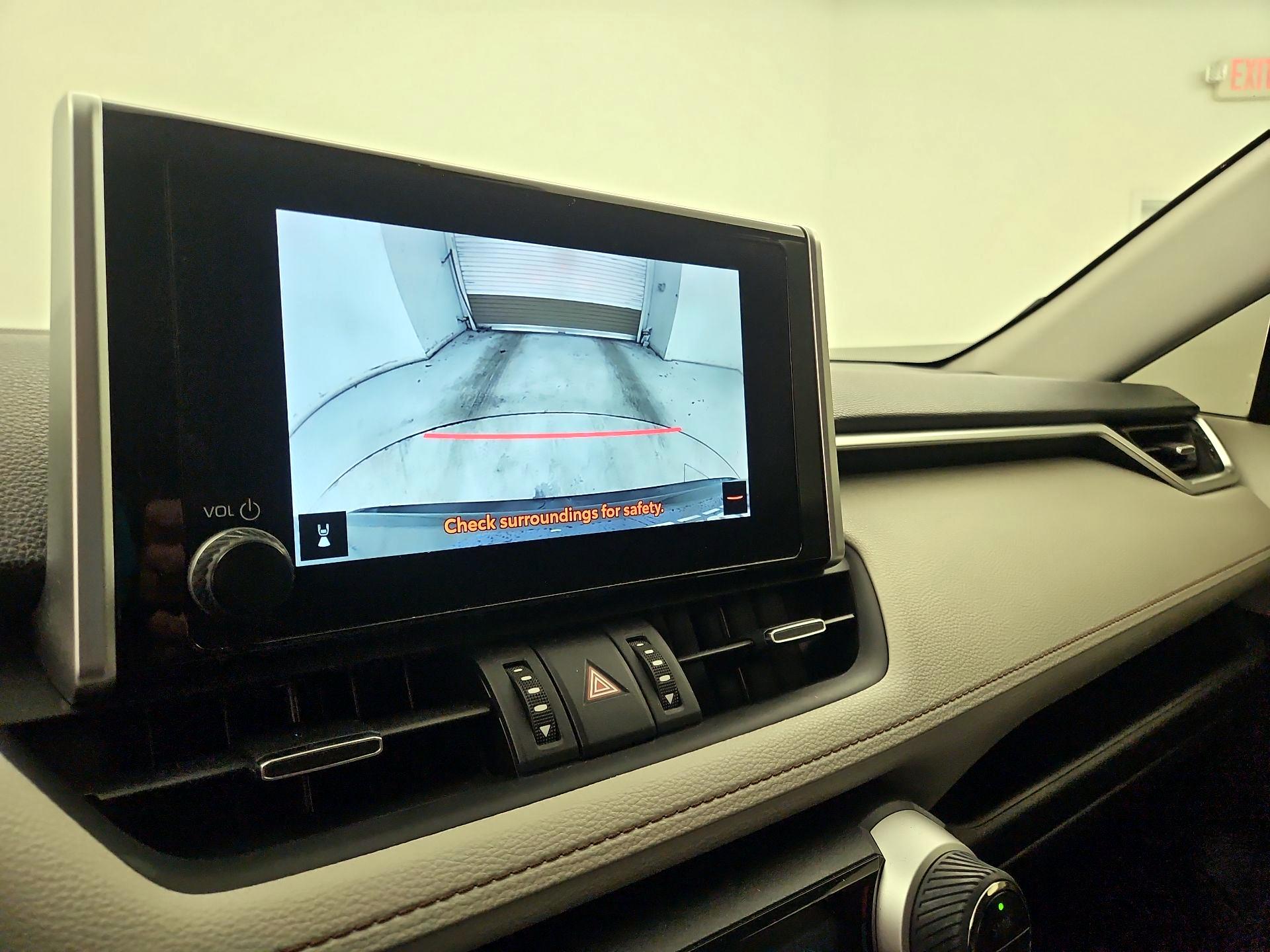 Thumbnail: 2023 Toyota RAV4 - 14