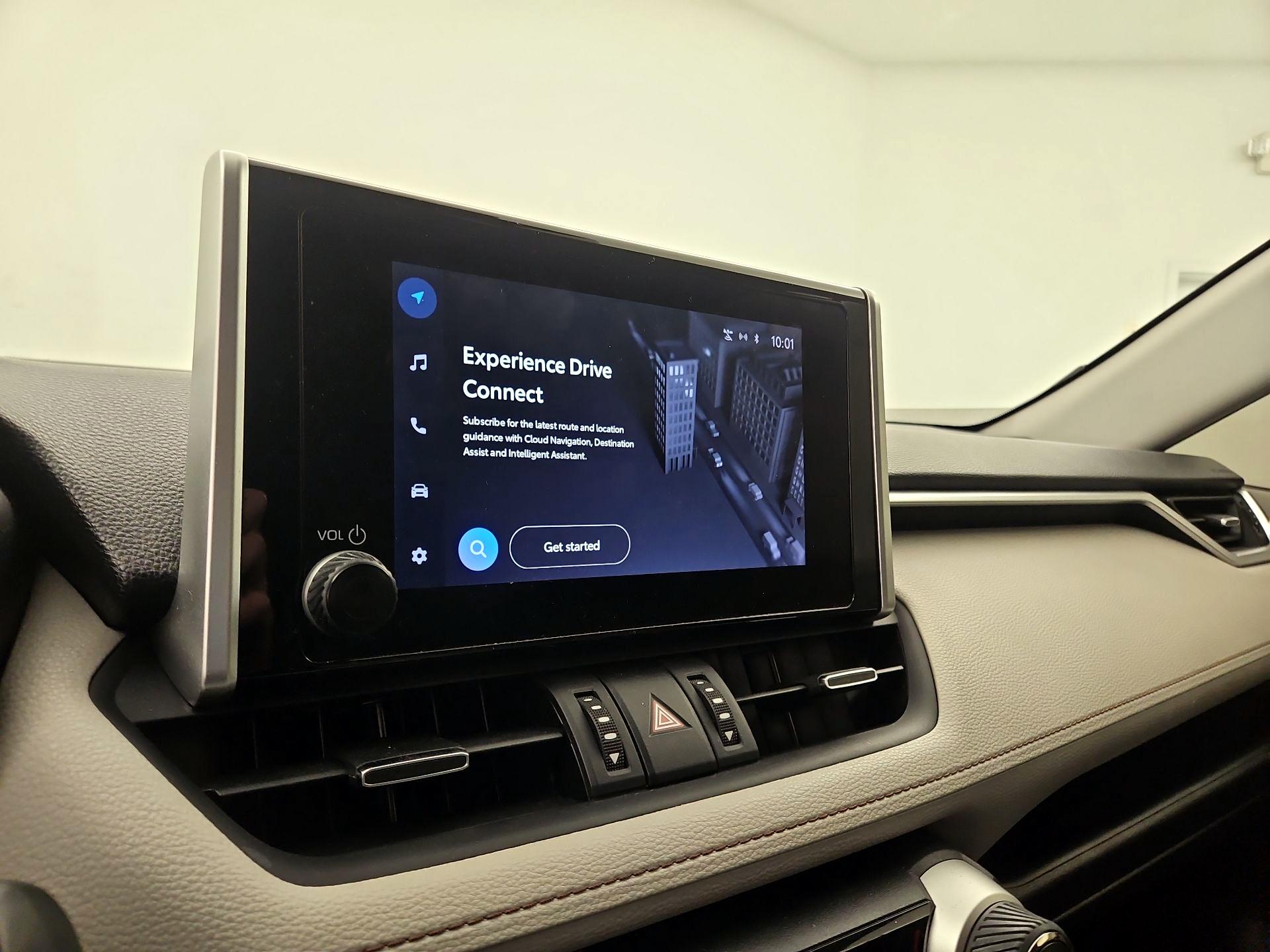 Thumbnail: 2023 Toyota RAV4 - 15