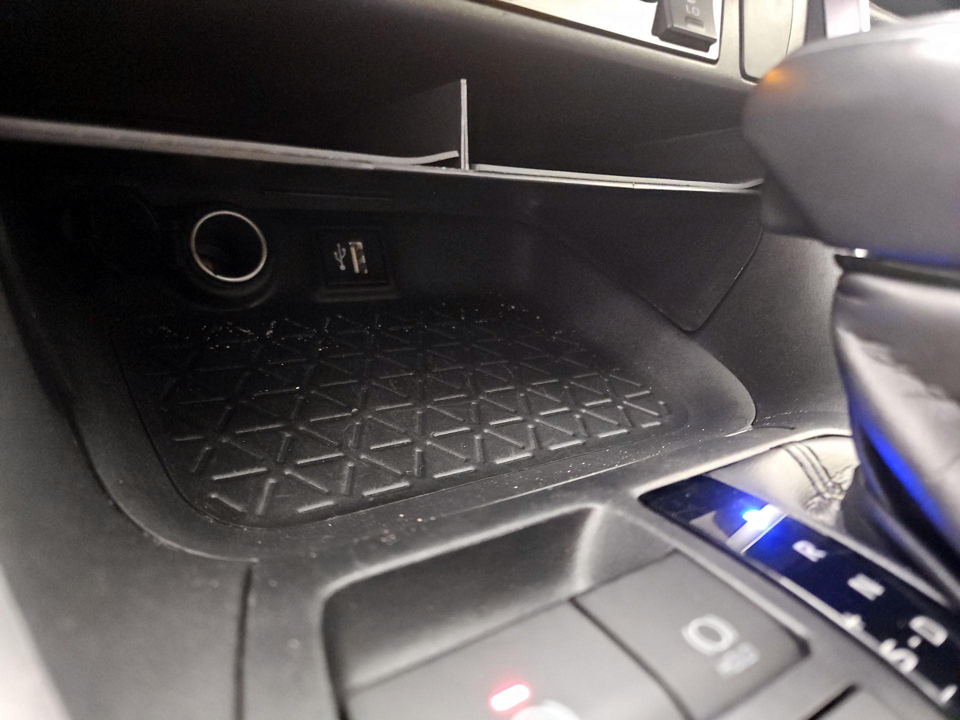 Thumbnail: 2023 Toyota RAV4 - 18