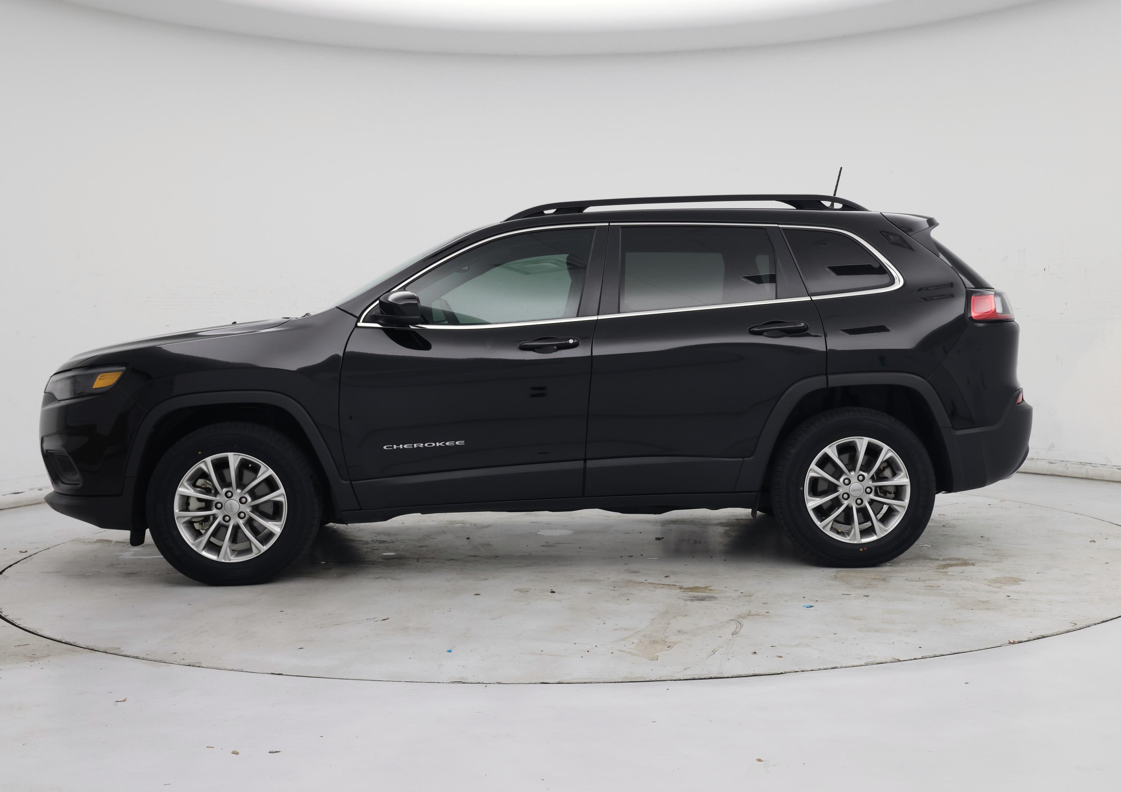 Thumbnail: 2022 Jeep Cherokee - 3