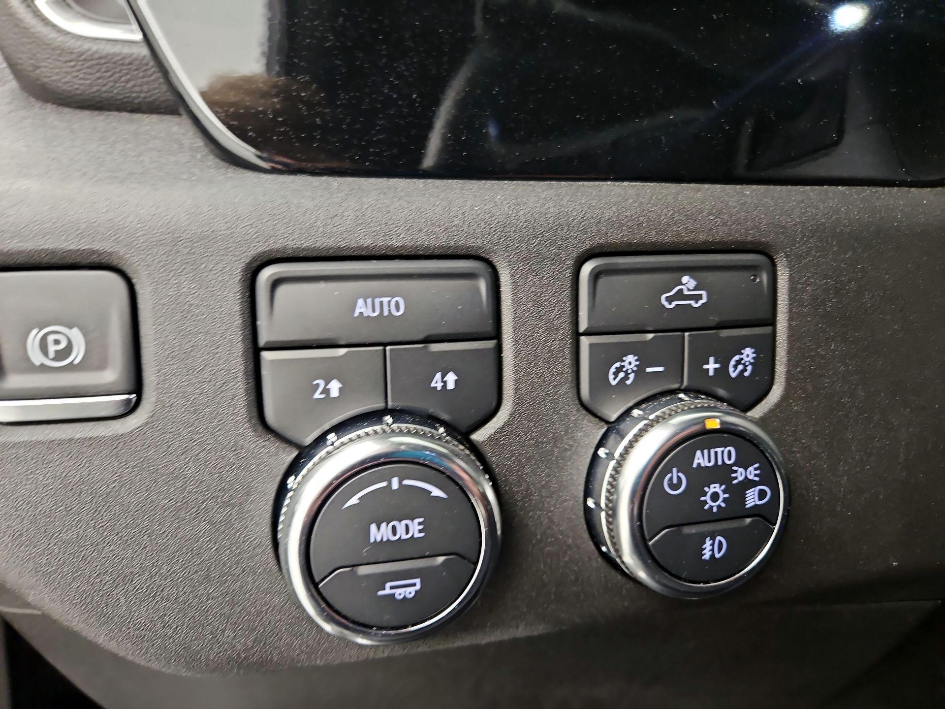 Thumbnail: 2024 GMC Sierra 1500 - 13