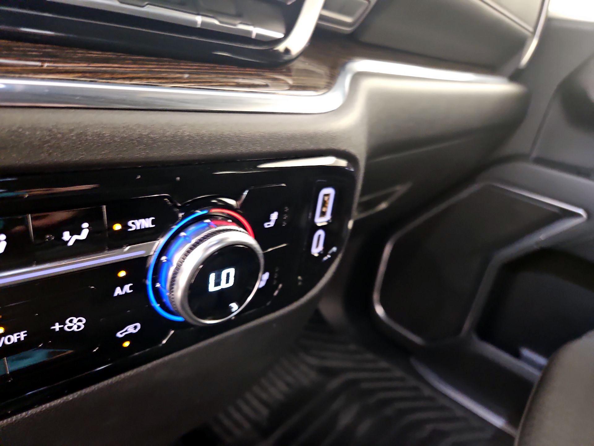 Thumbnail: 2024 GMC Sierra 1500 - 18