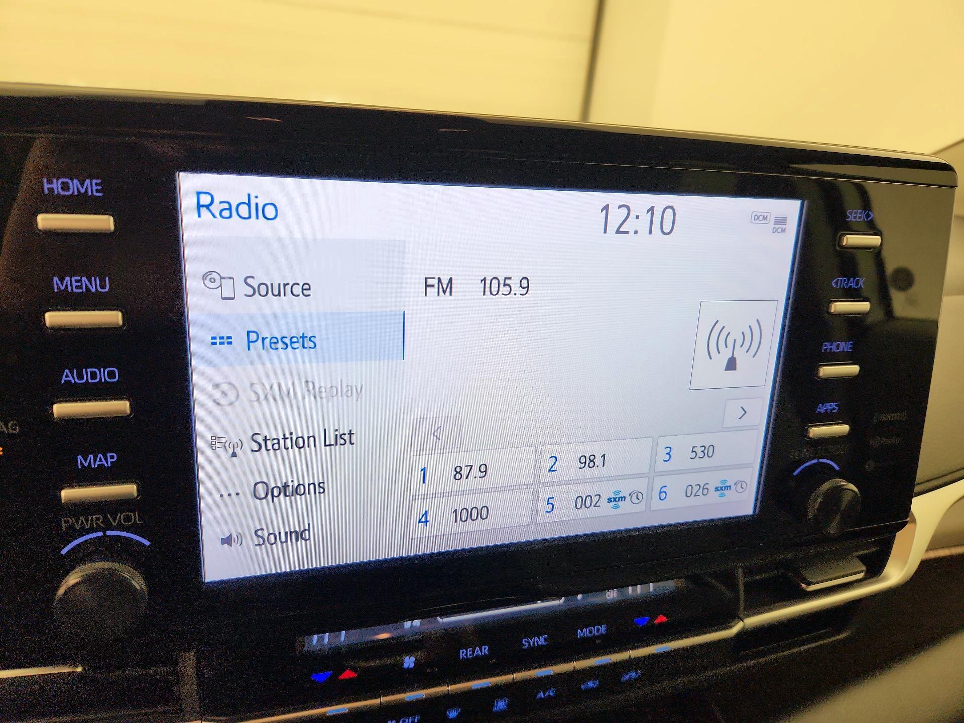 Thumbnail: 2024 Toyota Sienna - 15