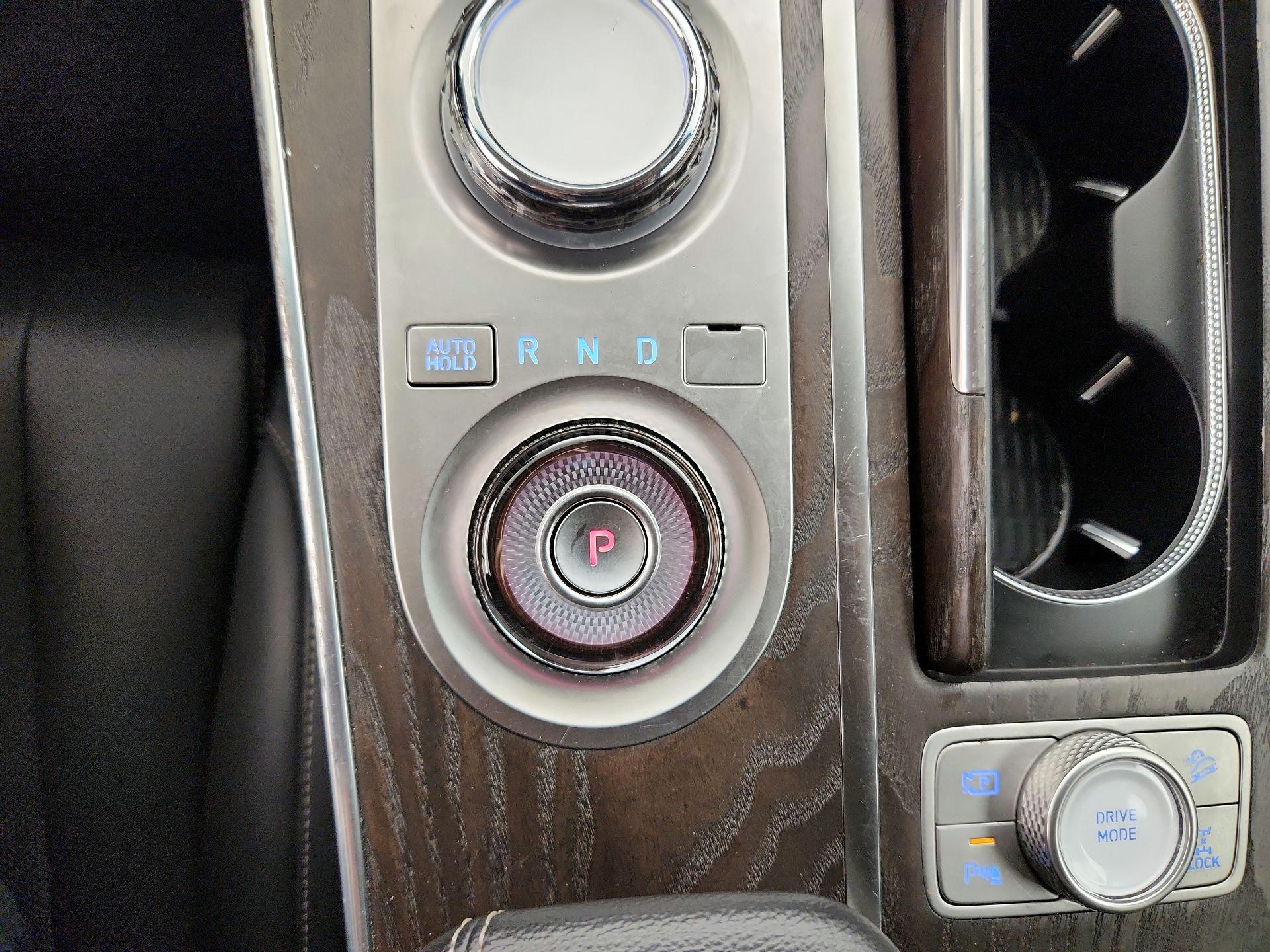 Thumbnail: 2024 Genesis GV80 - 18