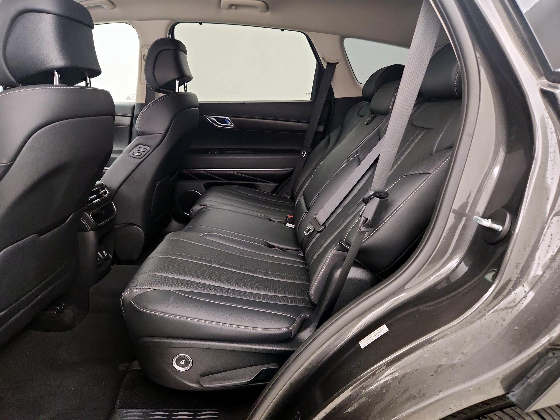 Thumbnail: 2024 Genesis GV80 - 20