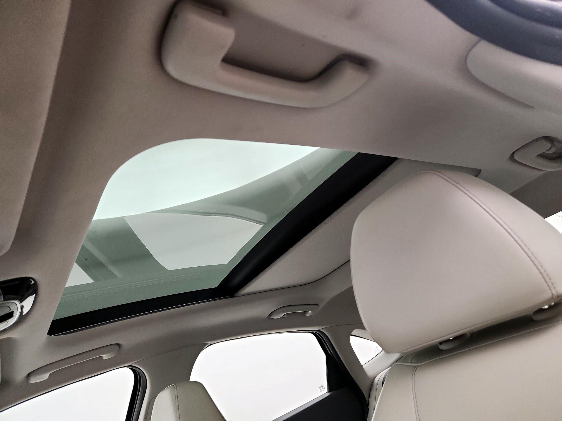 Thumbnail: 2023 Hyundai Sonata - 18