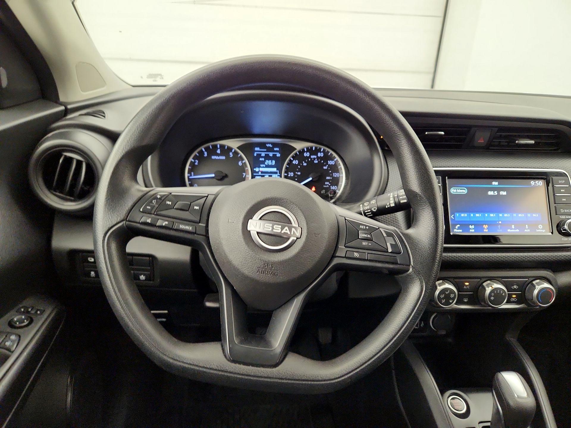 Thumbnail: 2023 Nissan Kicks - 10