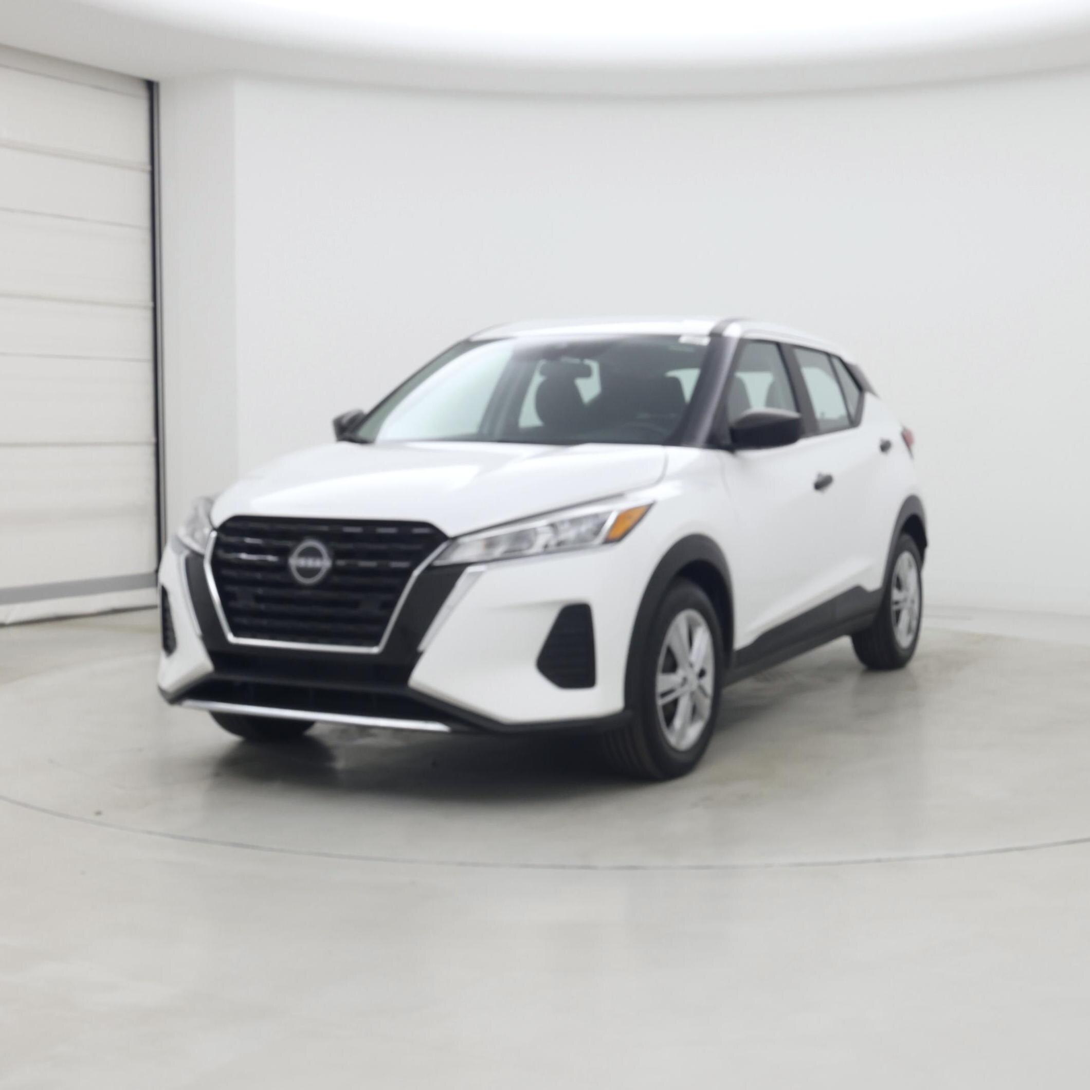 Thumbnail: 2023 Nissan Kicks - 4