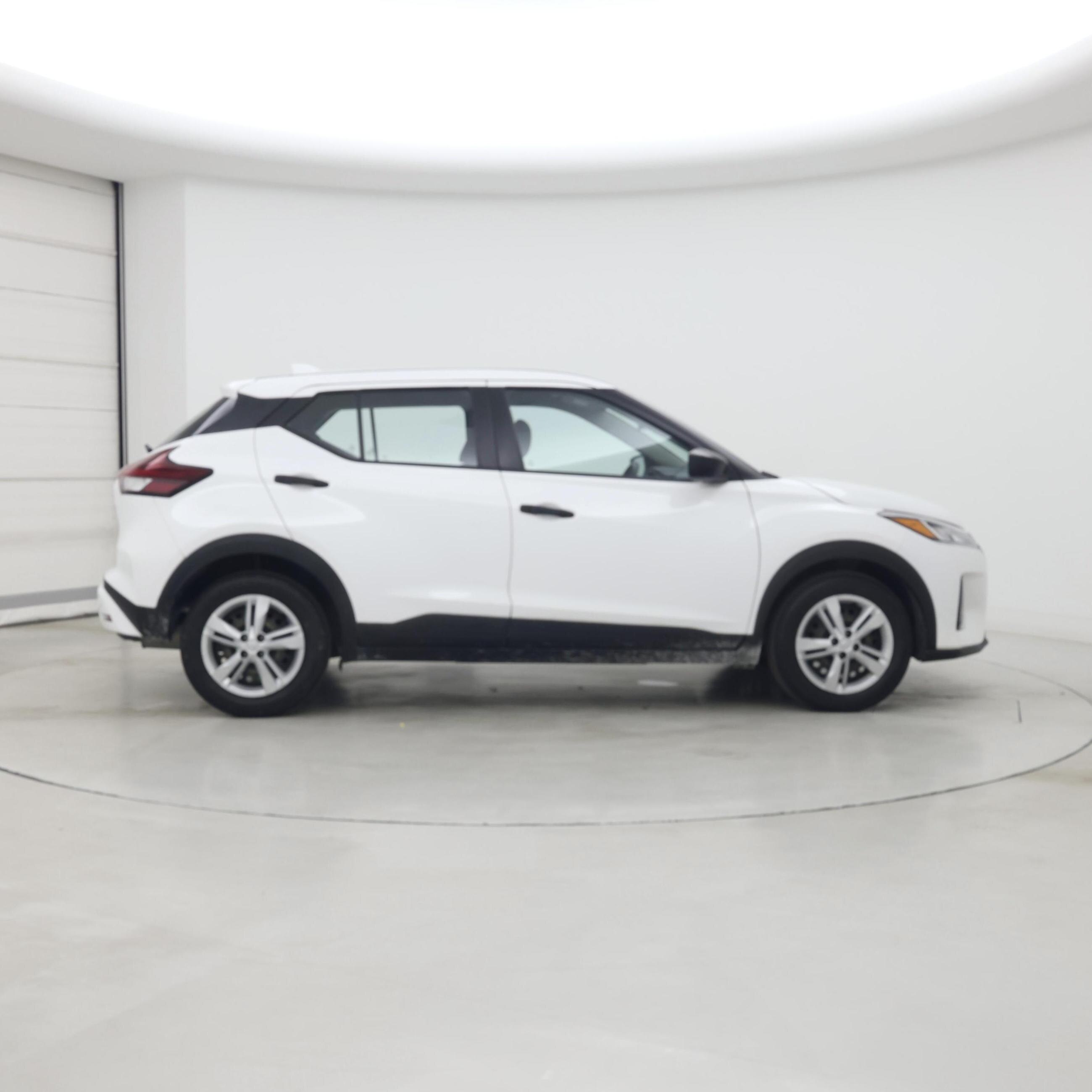 Thumbnail: 2023 Nissan Kicks - 7