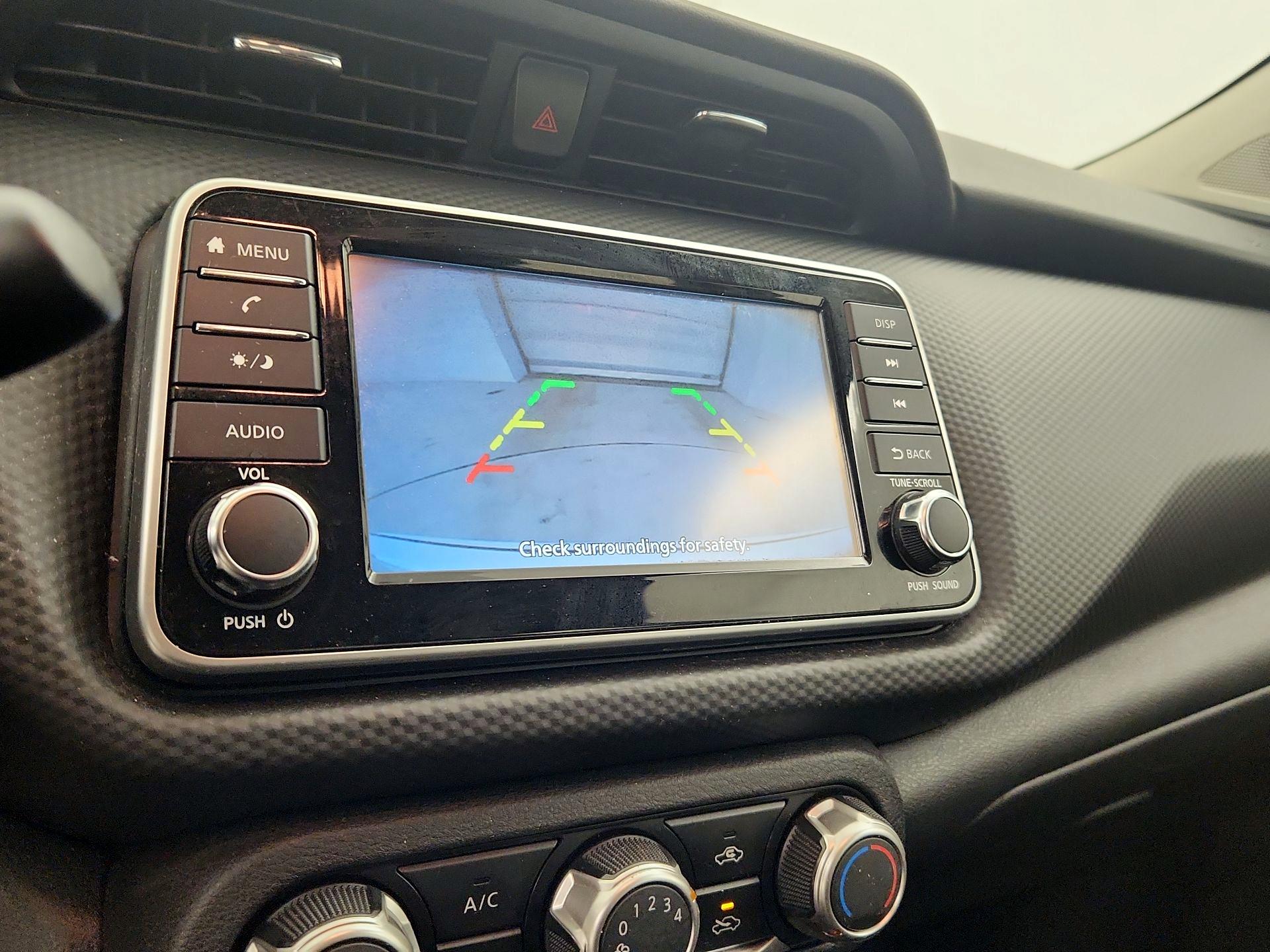 Thumbnail: 2022 Nissan Kicks - 14