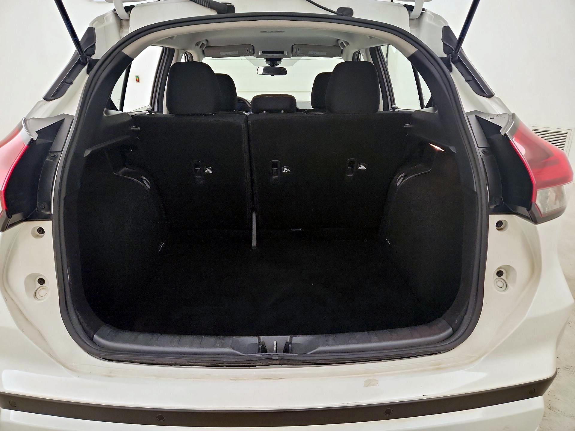 Thumbnail: 2022 Nissan Kicks - 20