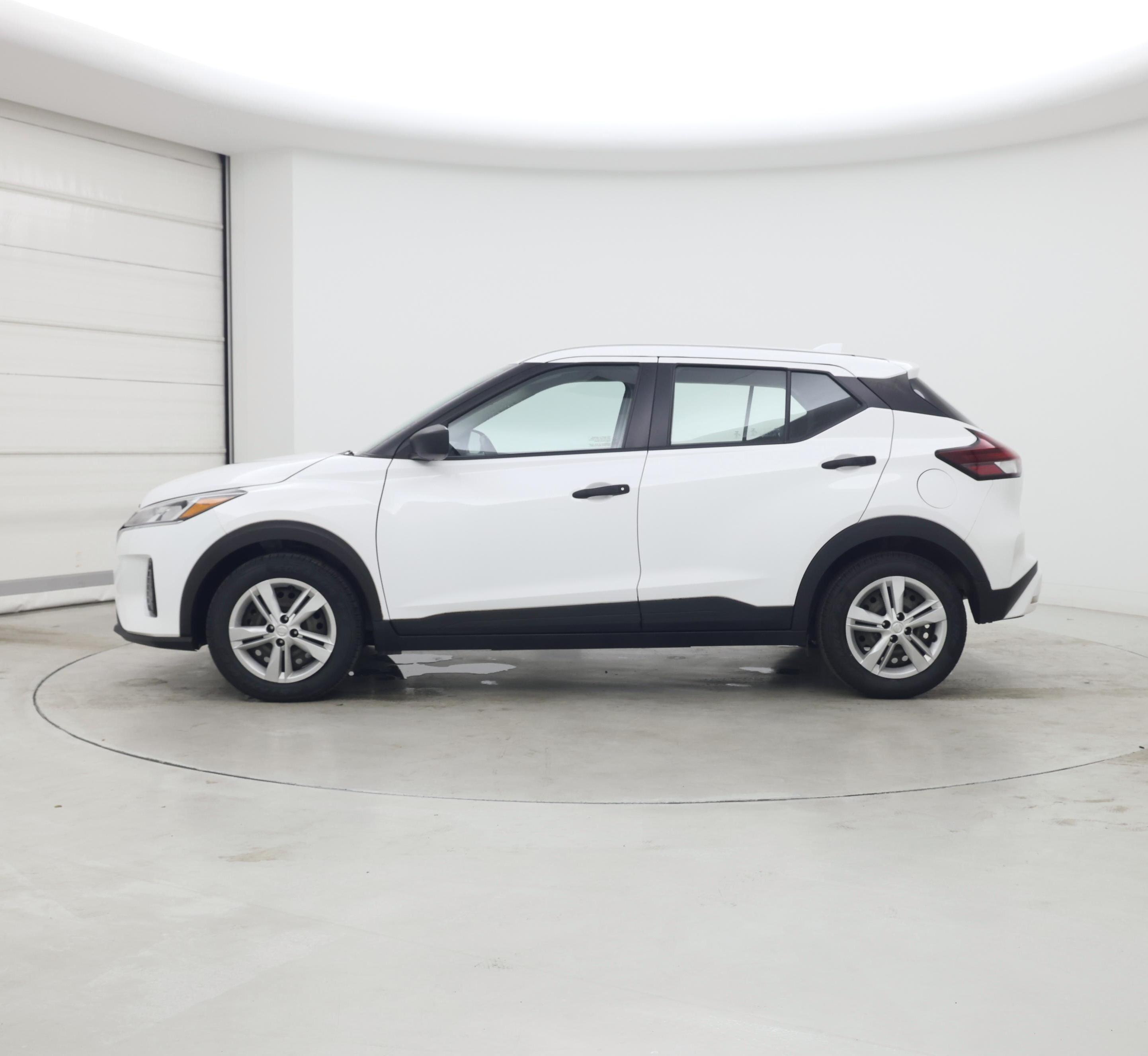 Thumbnail: 2022 Nissan Kicks - 3