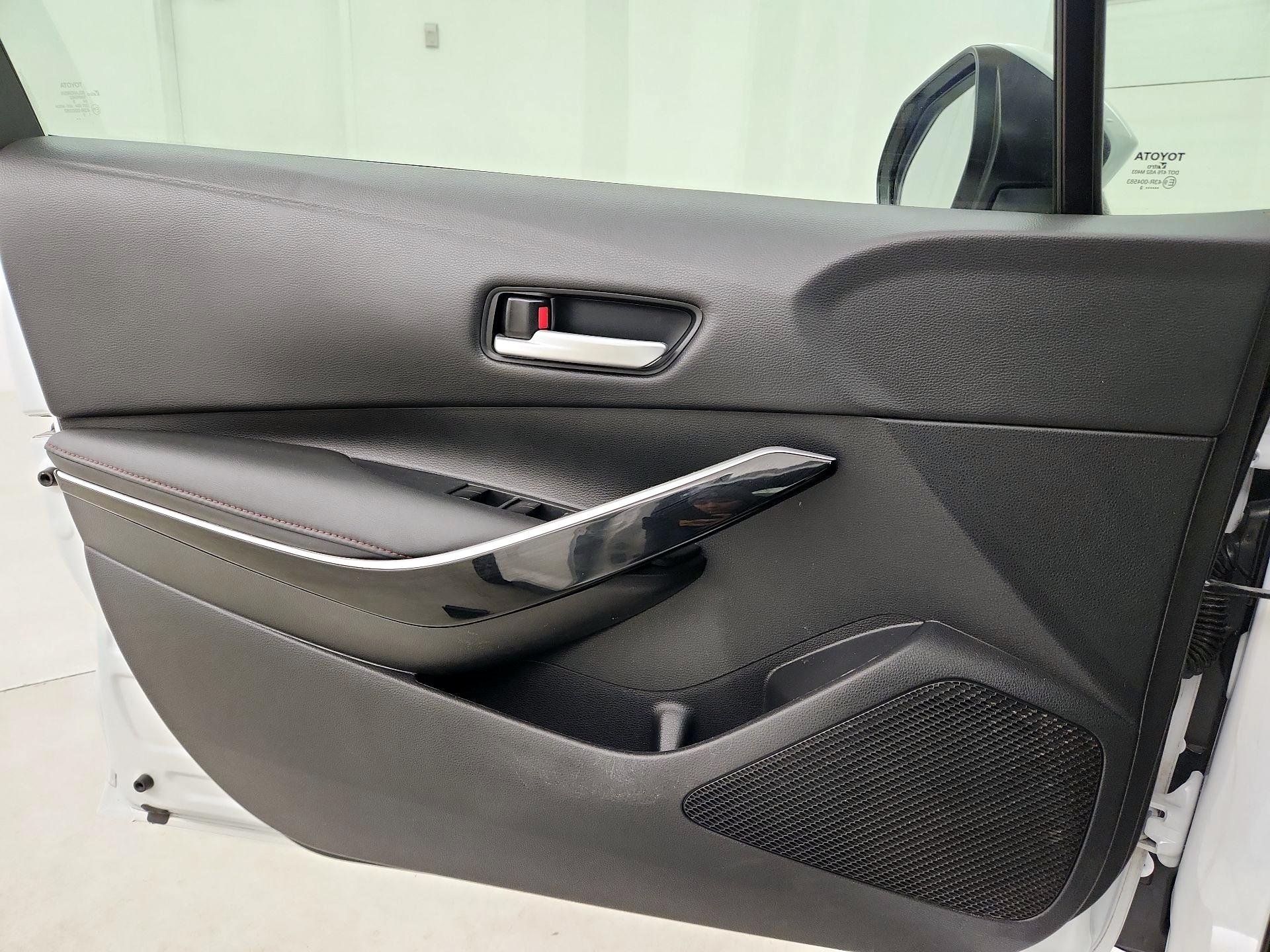 Thumbnail: 2023 Toyota Corolla - 12