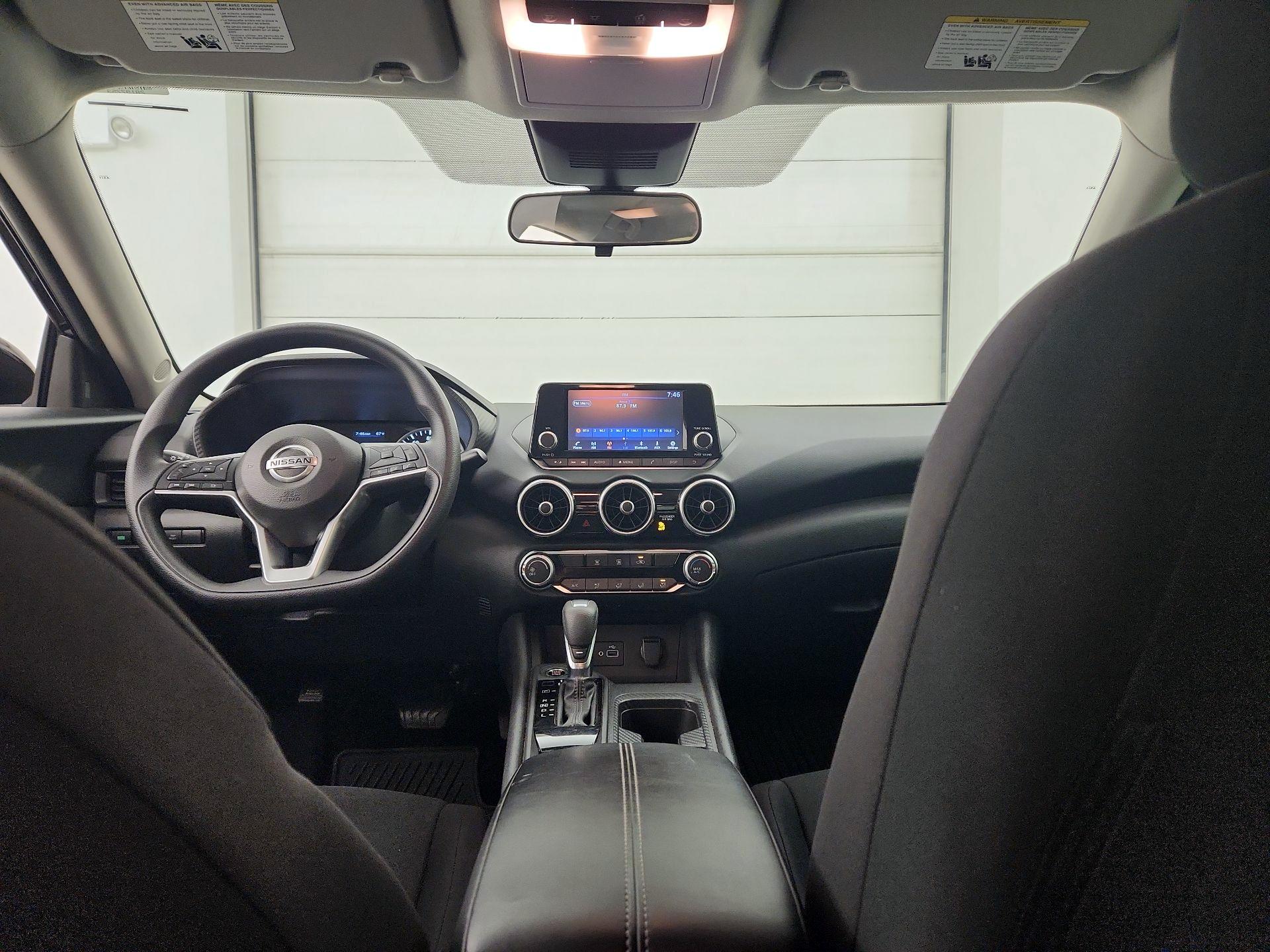 Thumbnail: 2023 Nissan Sentra - 9