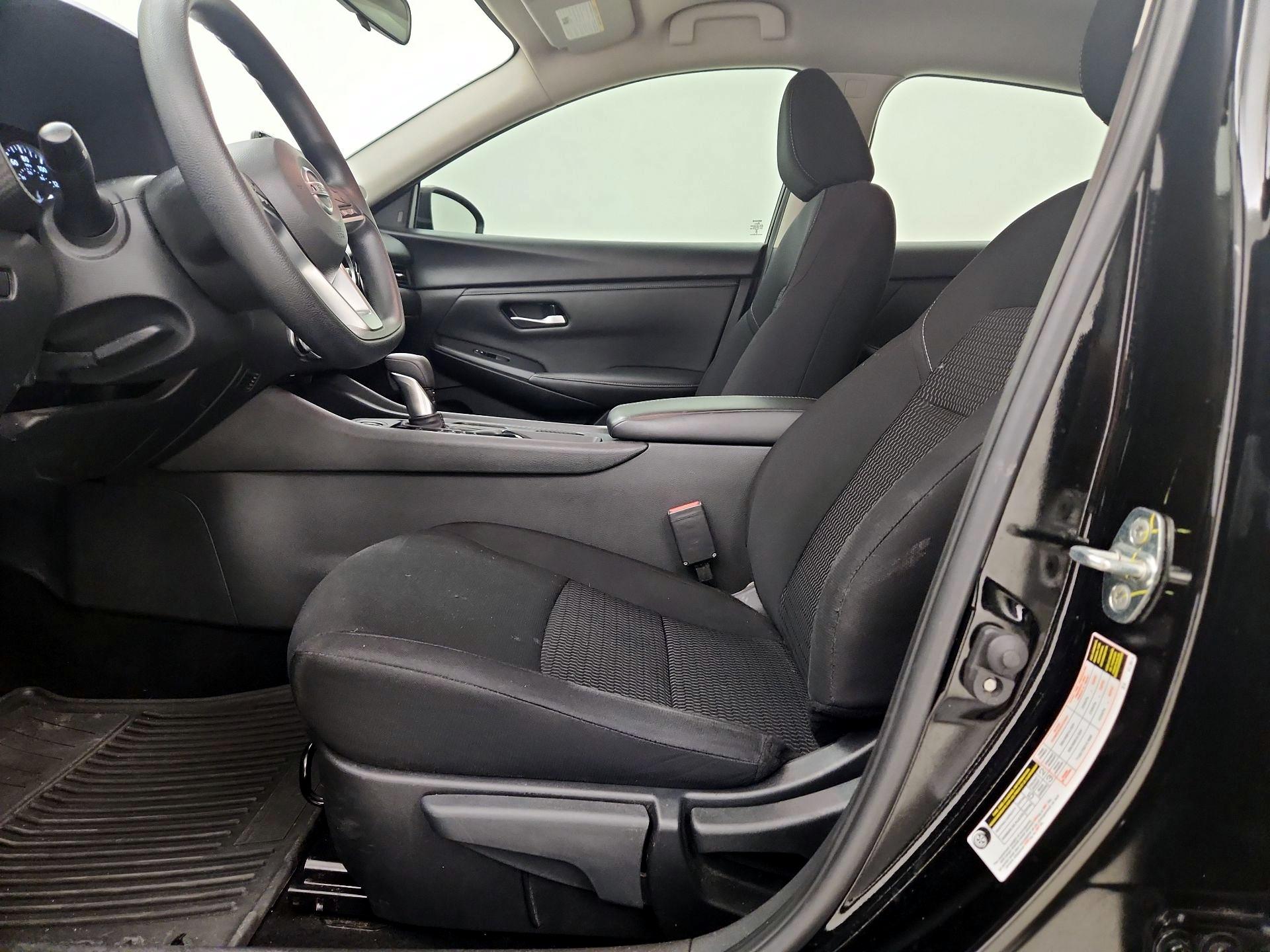 Thumbnail: 2023 Nissan Sentra - 11