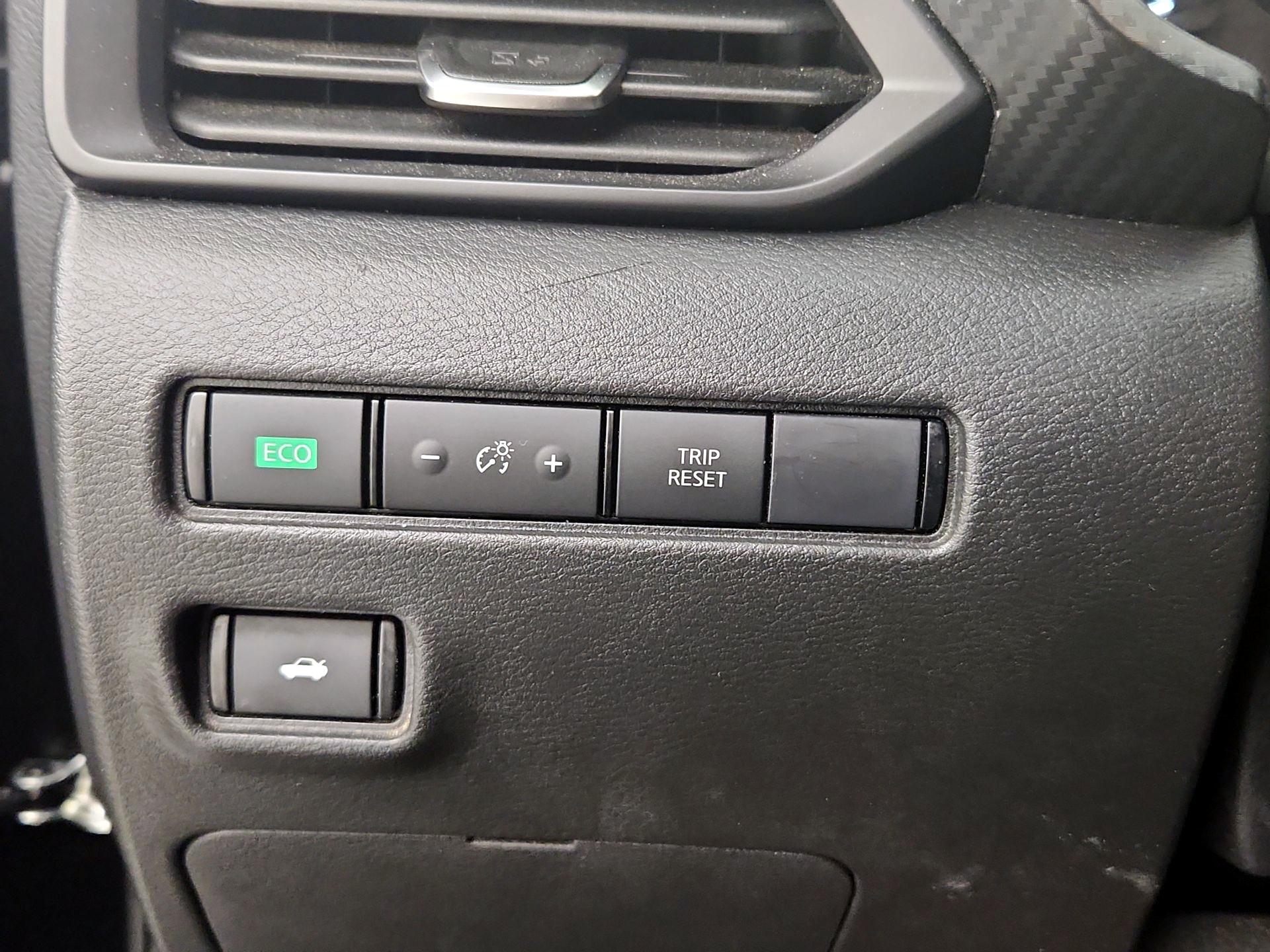 Thumbnail: 2023 Nissan Sentra - 13