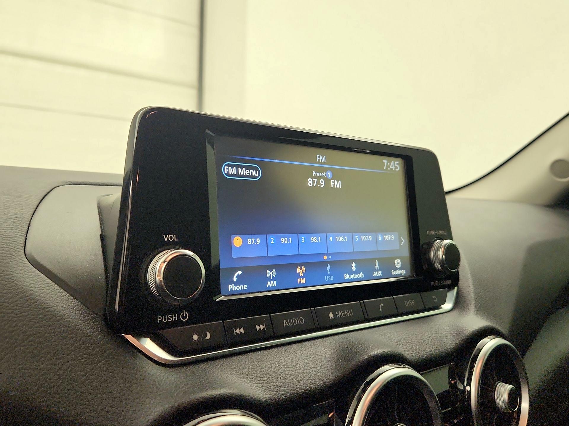 Thumbnail: 2023 Nissan Sentra - 15