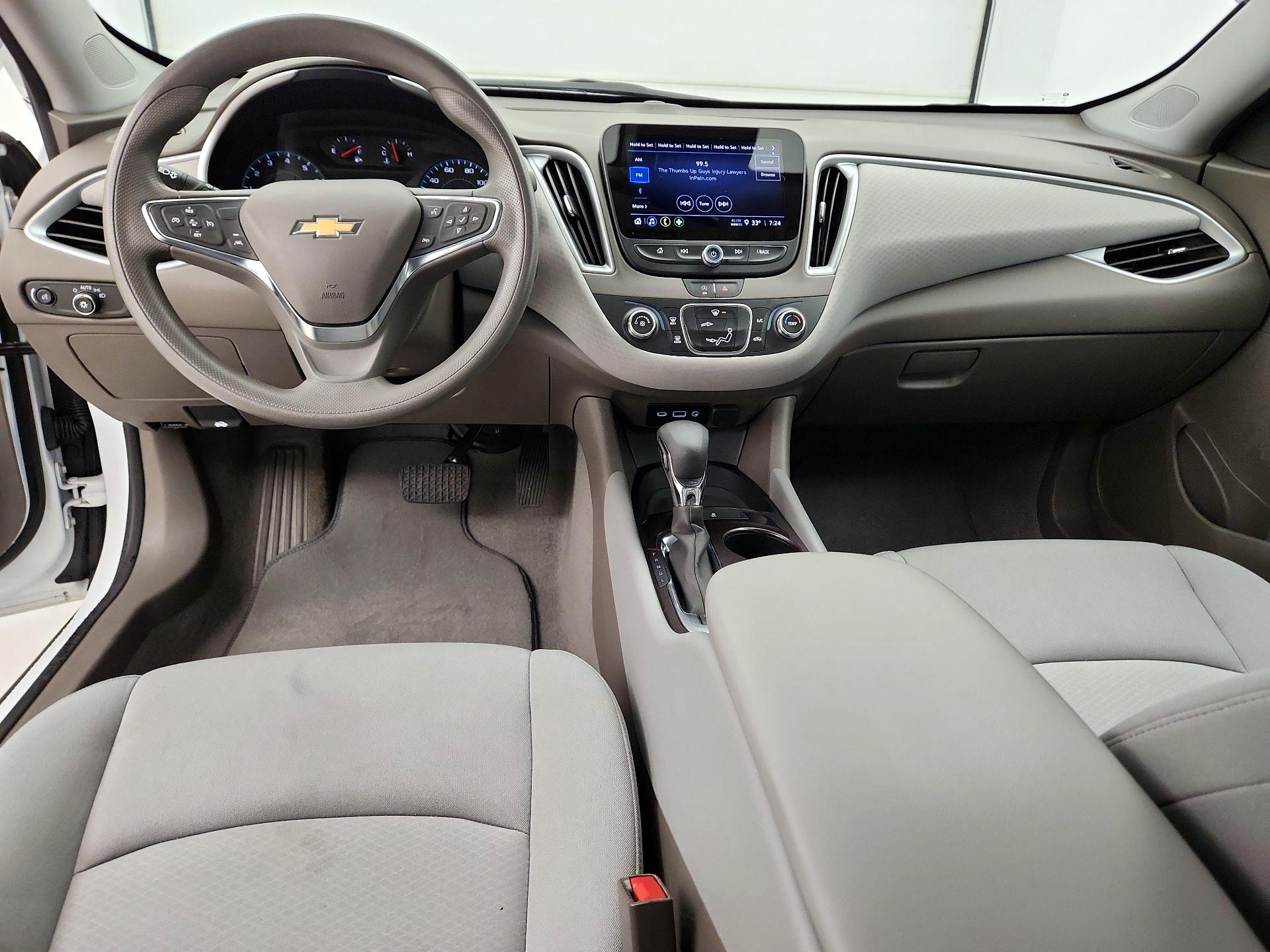 Thumbnail: 2023 Chevrolet Malibu - 9