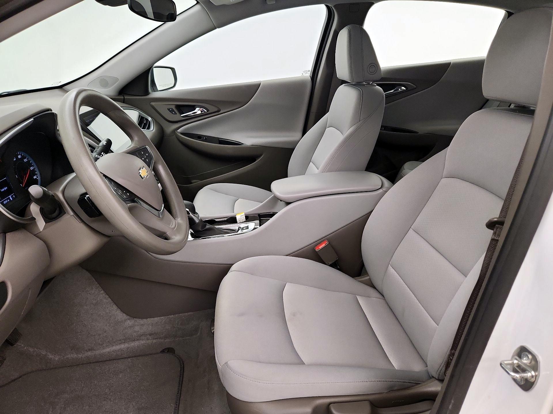 Thumbnail: 2023 Chevrolet Malibu - 11