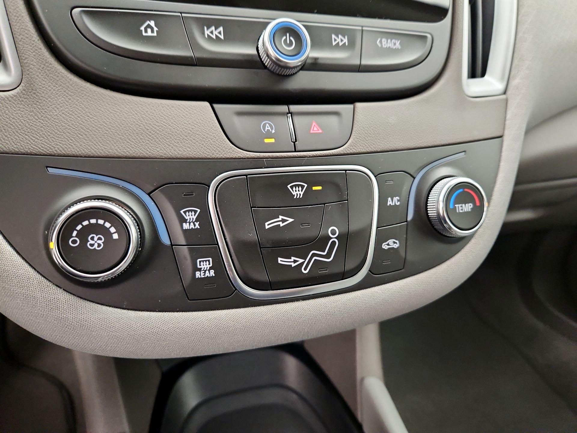 Thumbnail: 2023 Chevrolet Malibu - 16