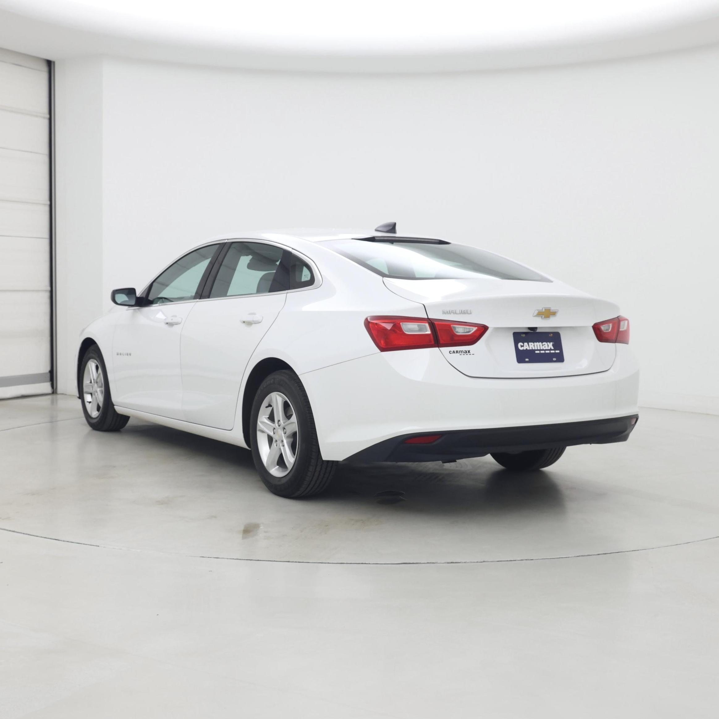 Thumbnail: 2023 Chevrolet Malibu - 2