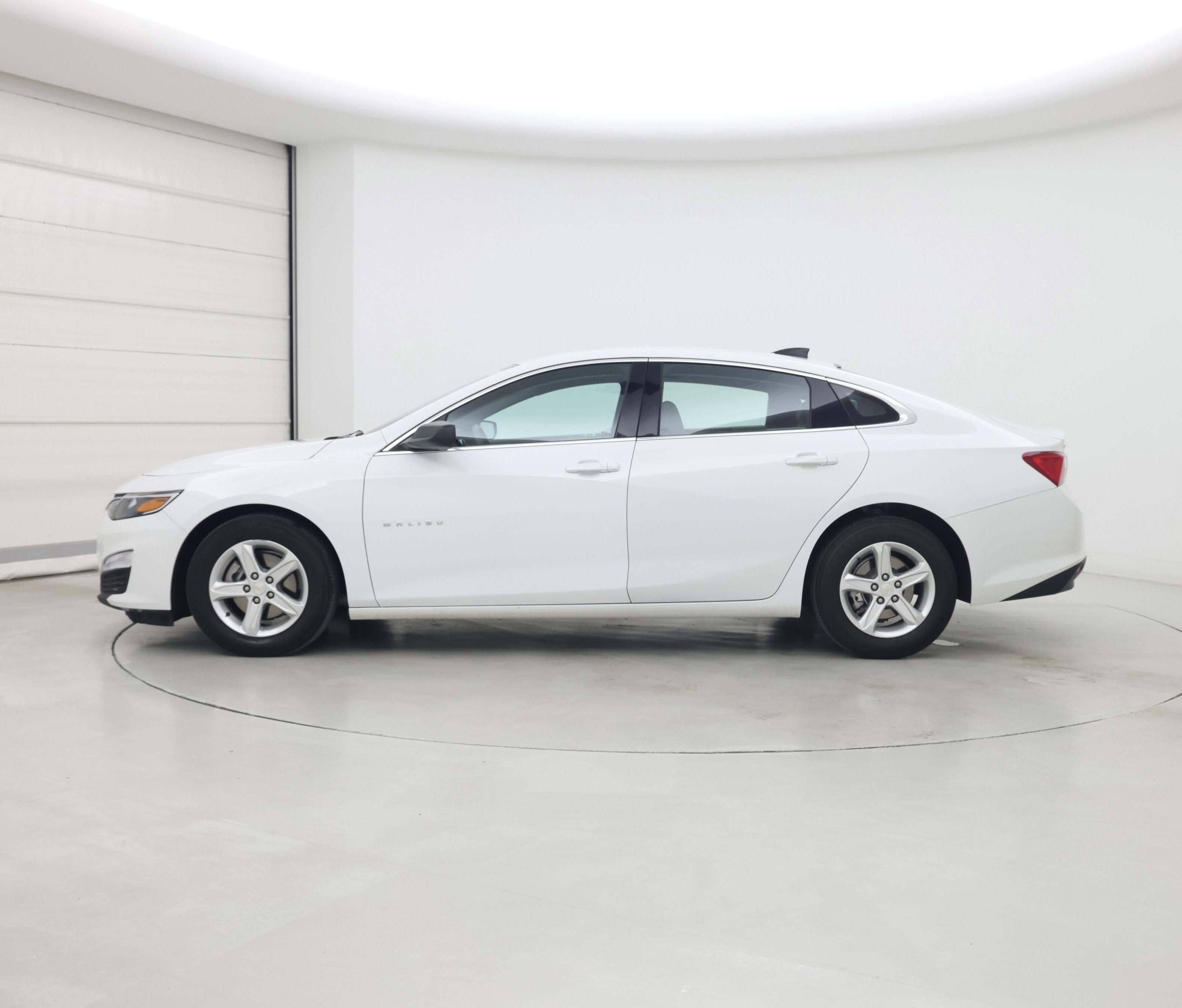 Thumbnail: 2023 Chevrolet Malibu - 3