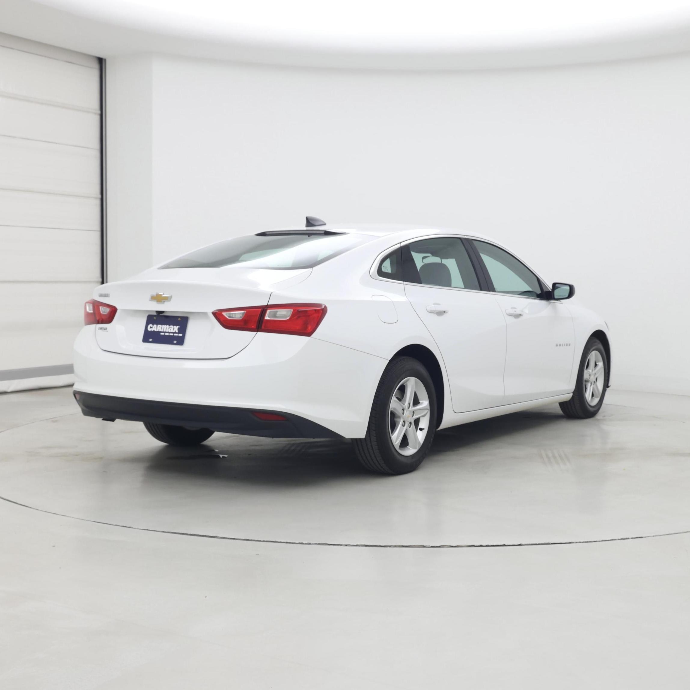 Thumbnail: 2023 Chevrolet Malibu - 8