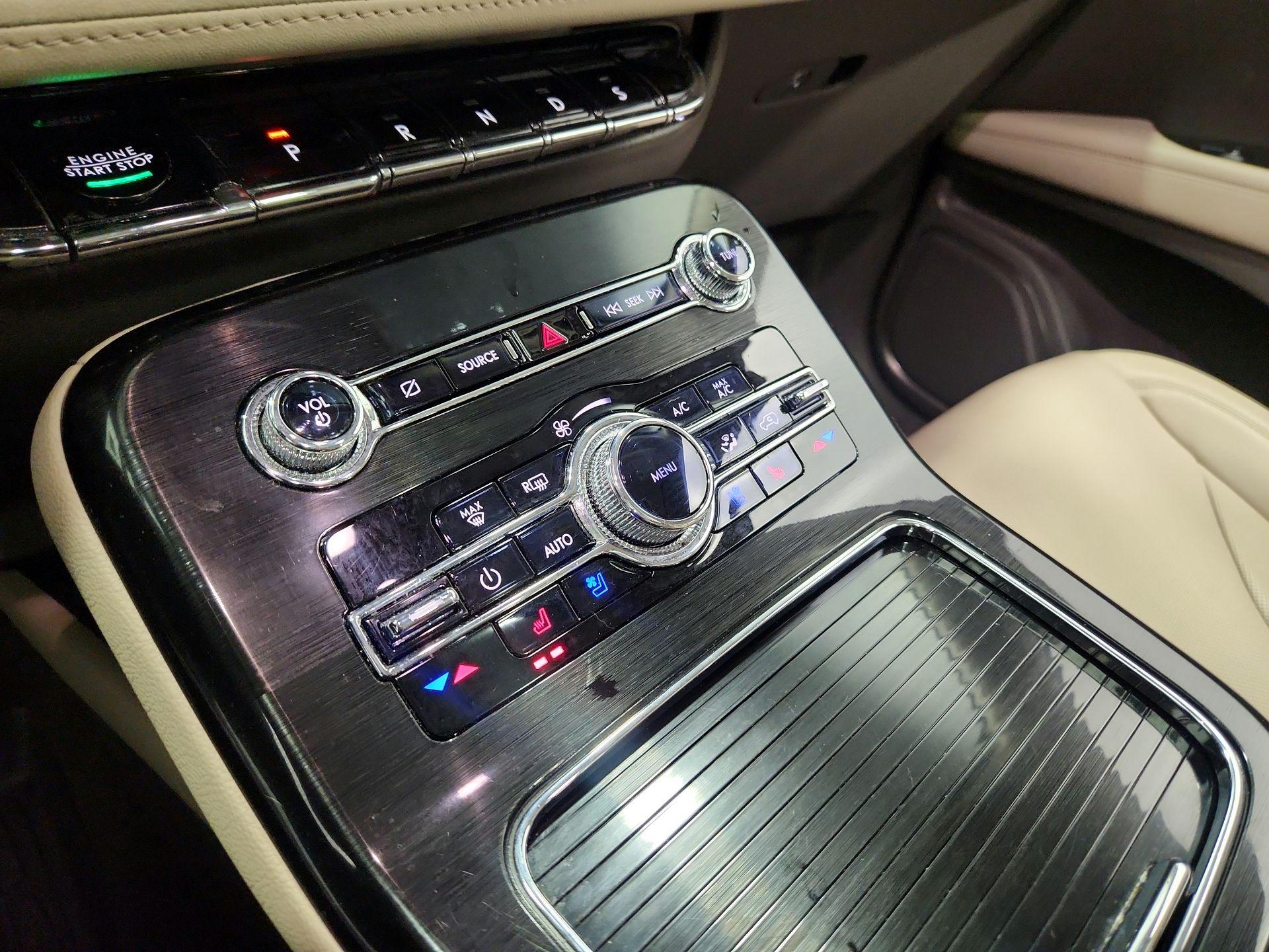 Thumbnail: 2023 Lincoln Nautilus - 17