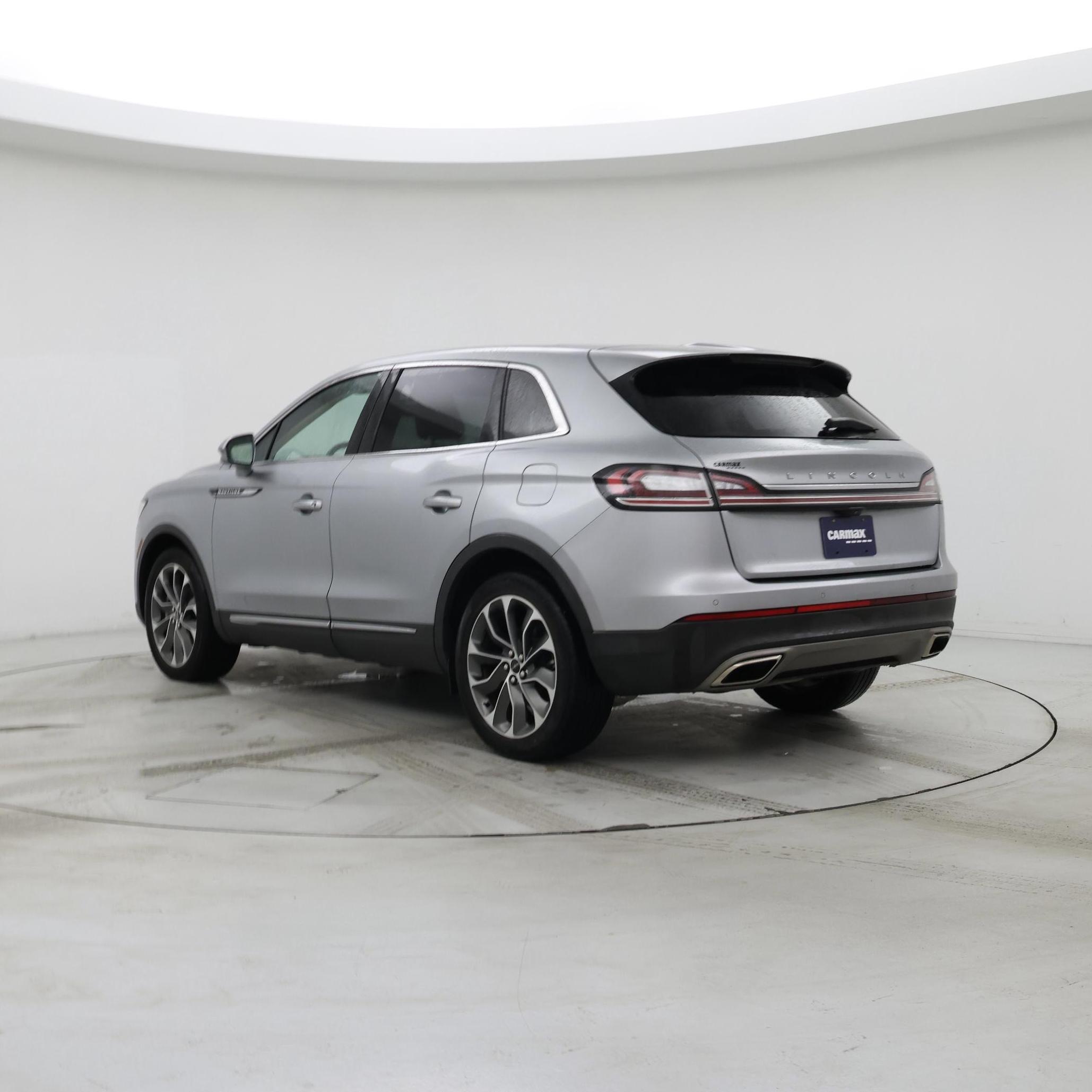 Thumbnail: 2023 Lincoln Nautilus - 2