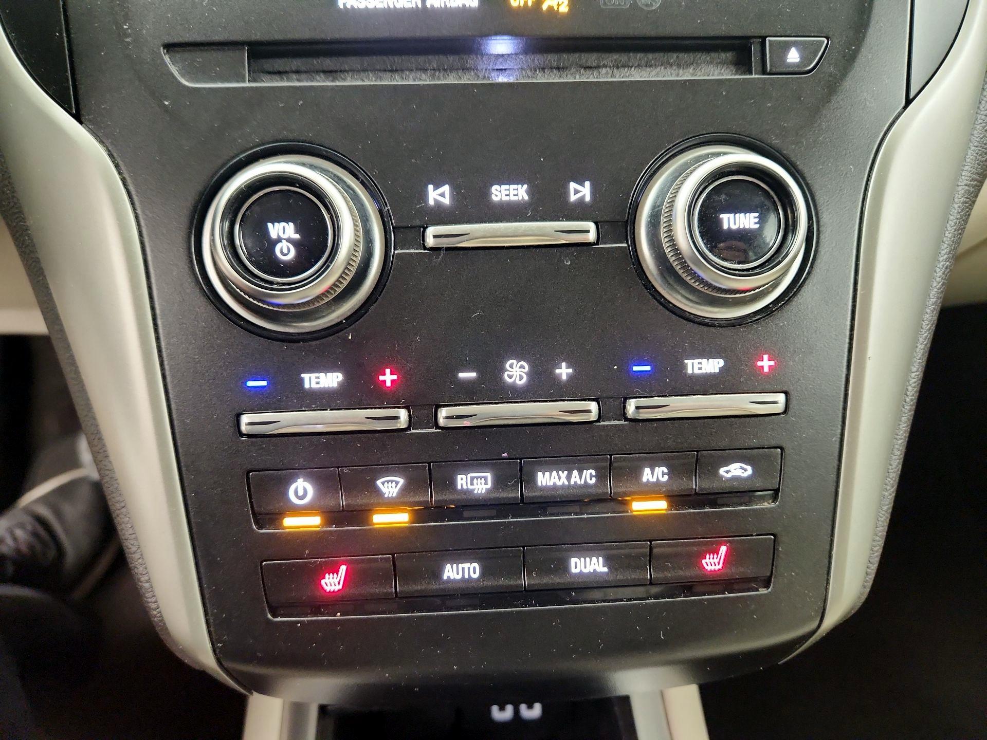 Thumbnail: 2019 Lincoln MKC - 14