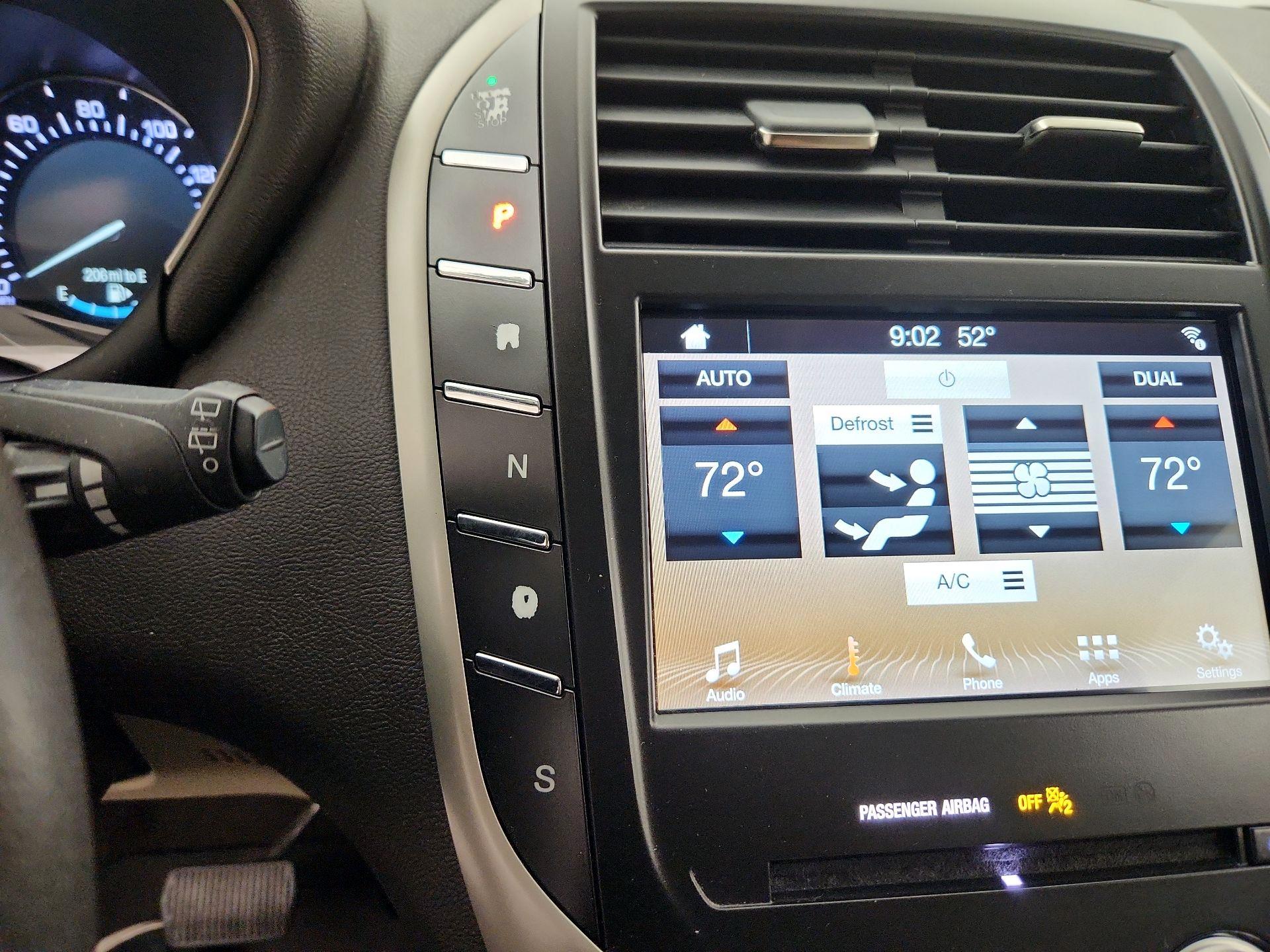 Thumbnail: 2019 Lincoln MKC - 15