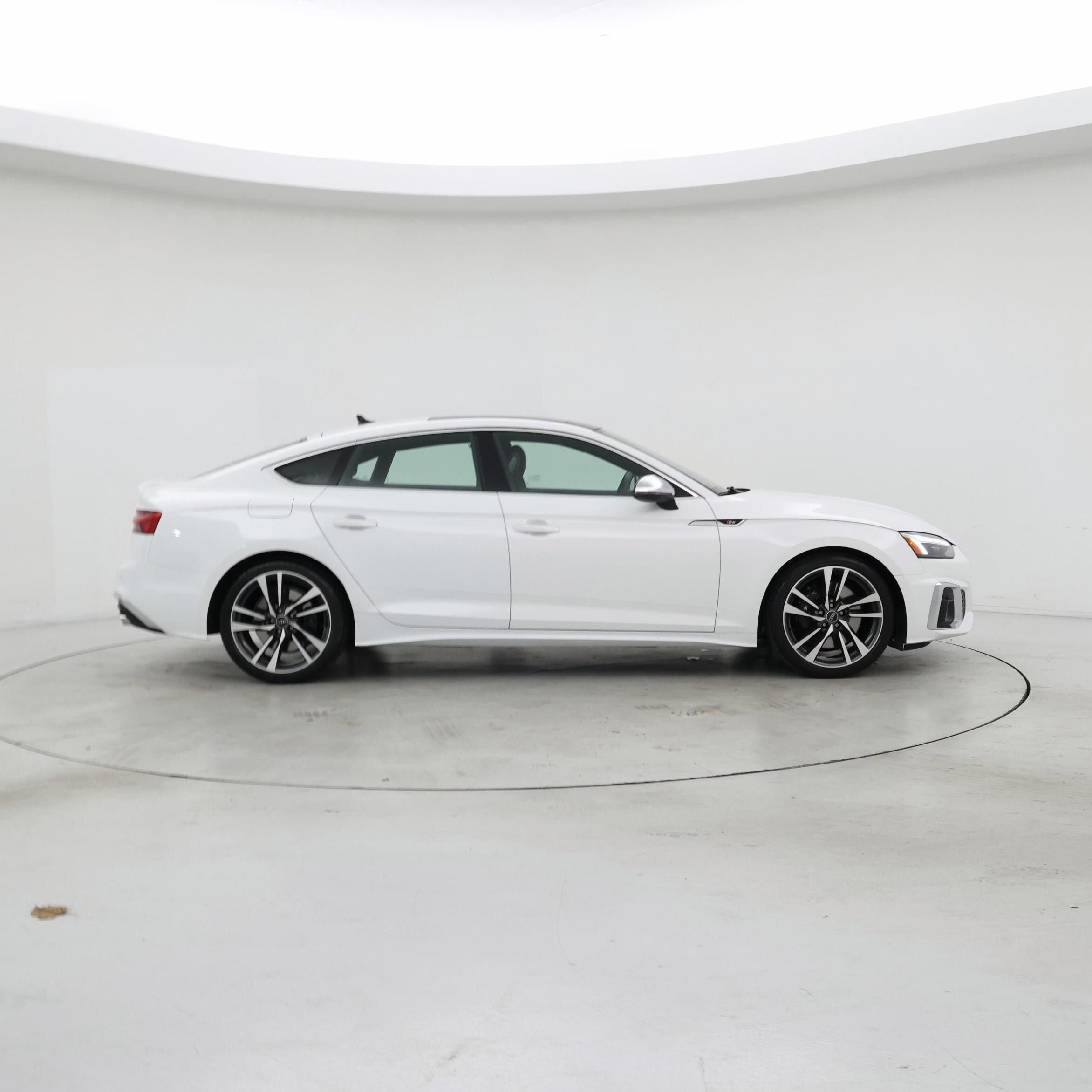 Thumbnail: 2022 Audi S5 - 7