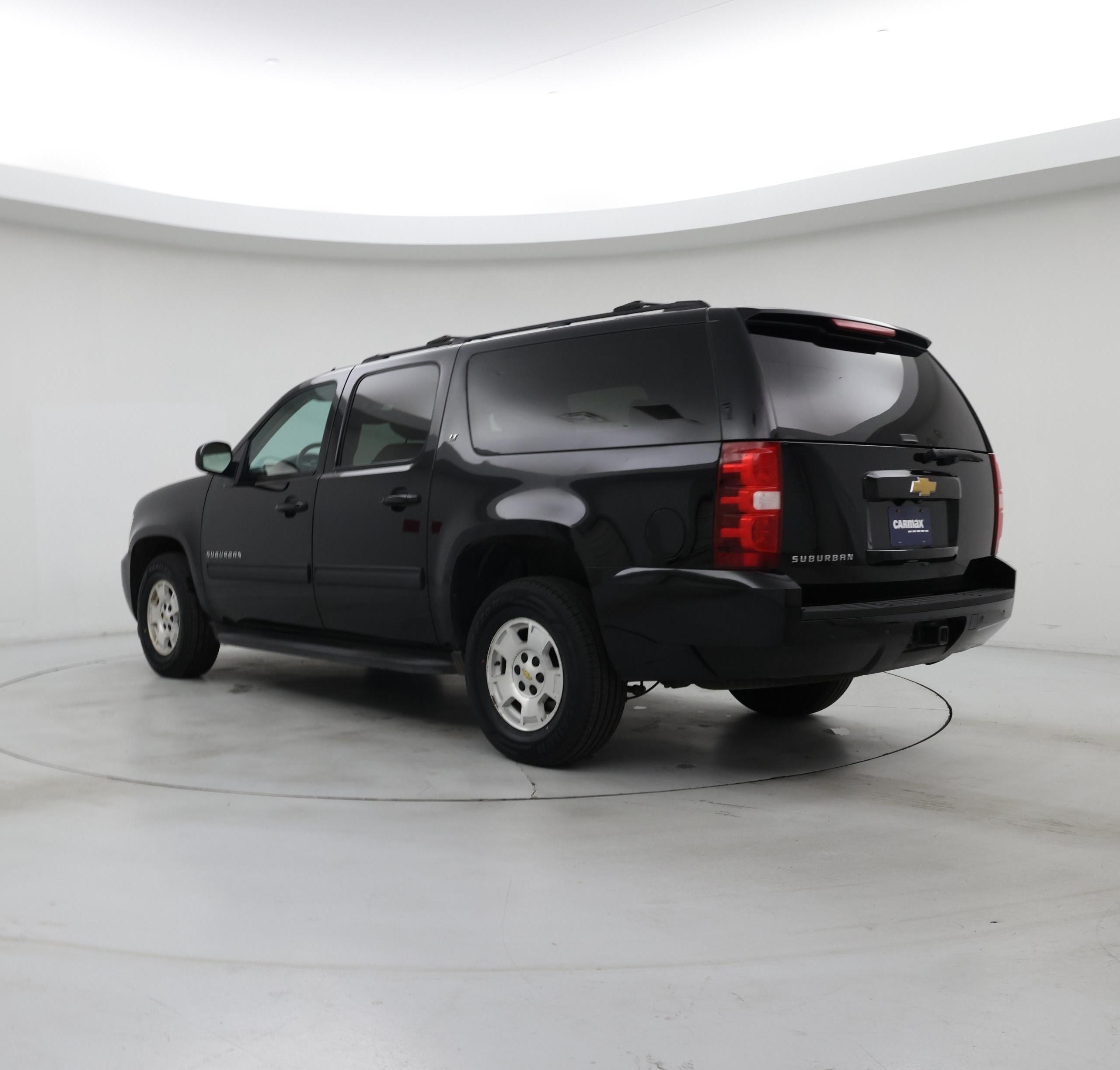 Thumbnail: 2014 Chevrolet Suburban - 2