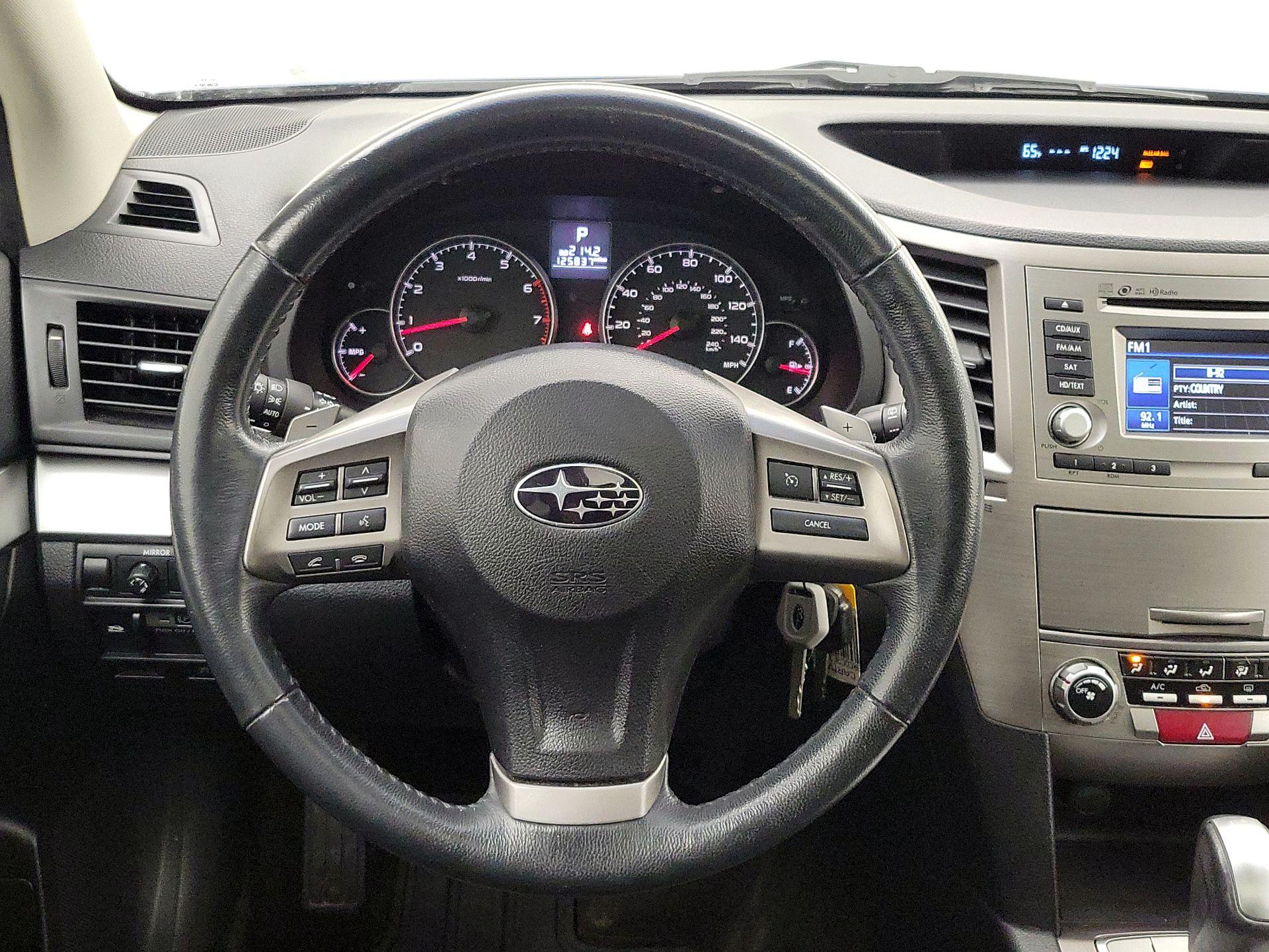 Thumbnail: 2014 Subaru Outback - 10