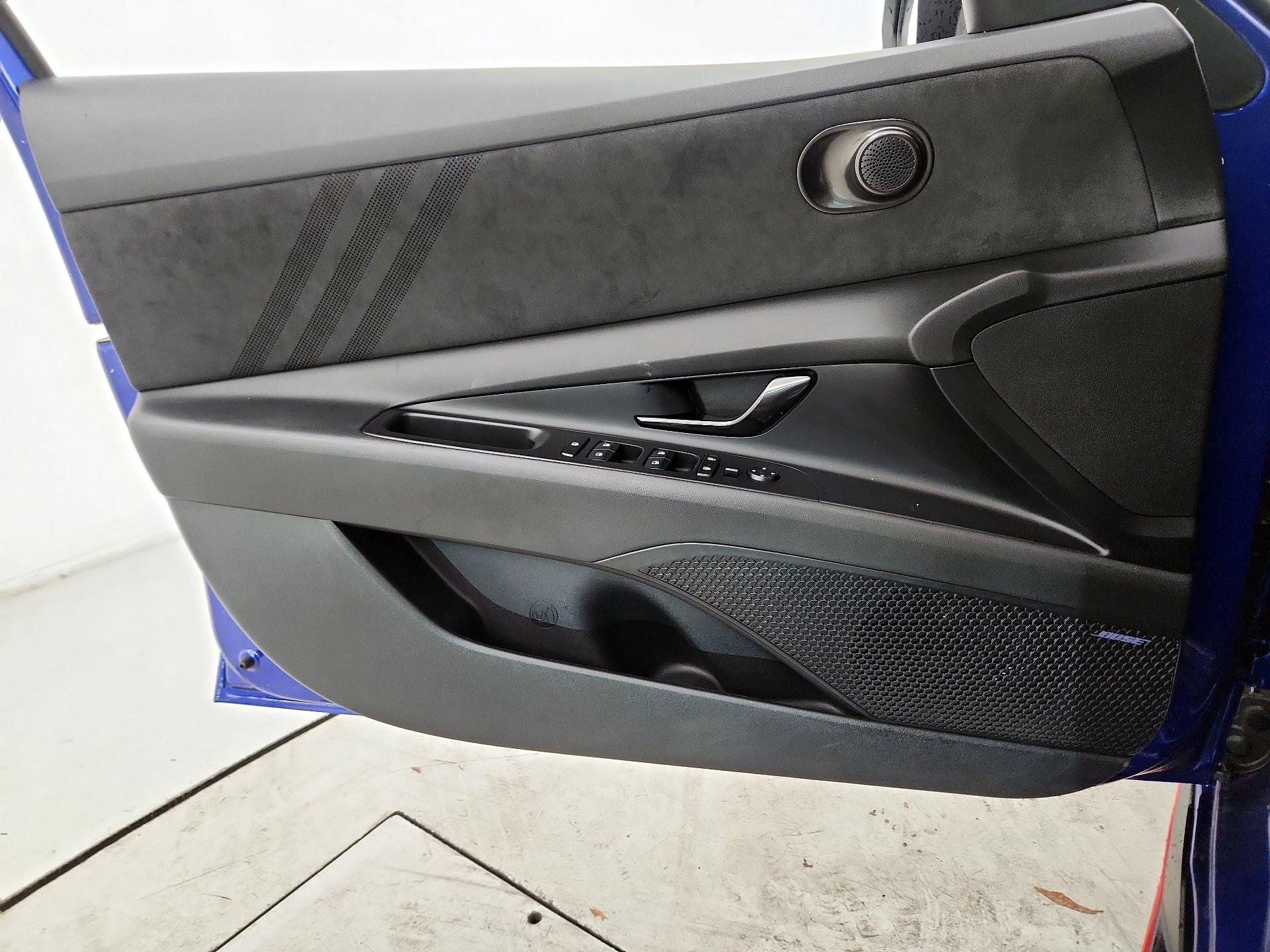 Thumbnail: 2023 Hyundai Elantra - 12