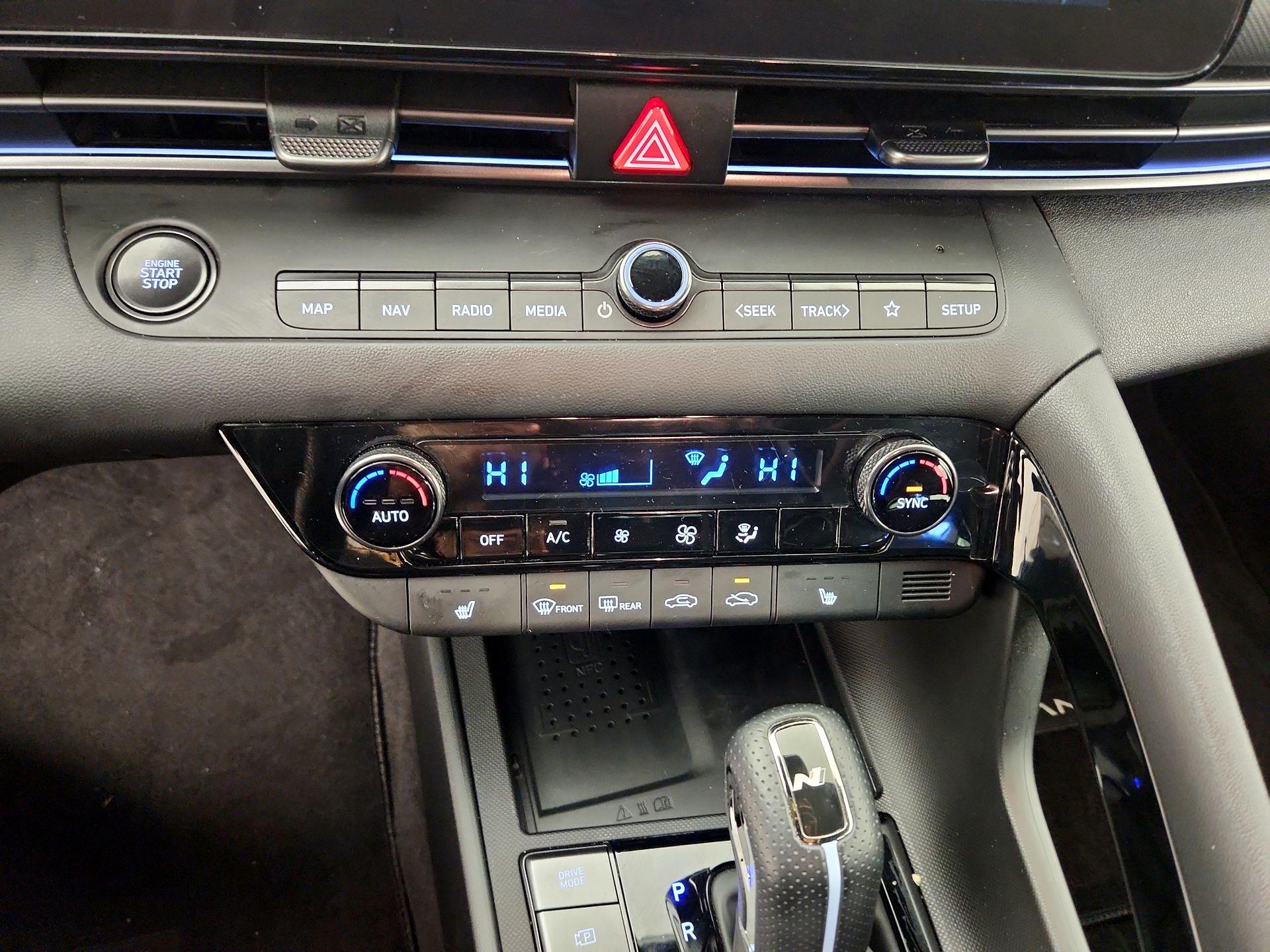 Thumbnail: 2023 Hyundai Elantra - 16