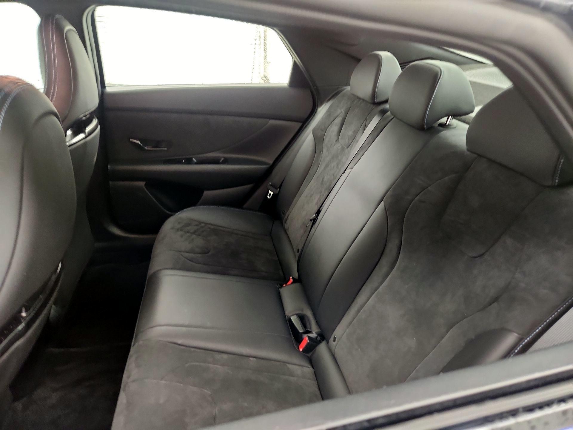 Thumbnail: 2023 Hyundai Elantra - 20