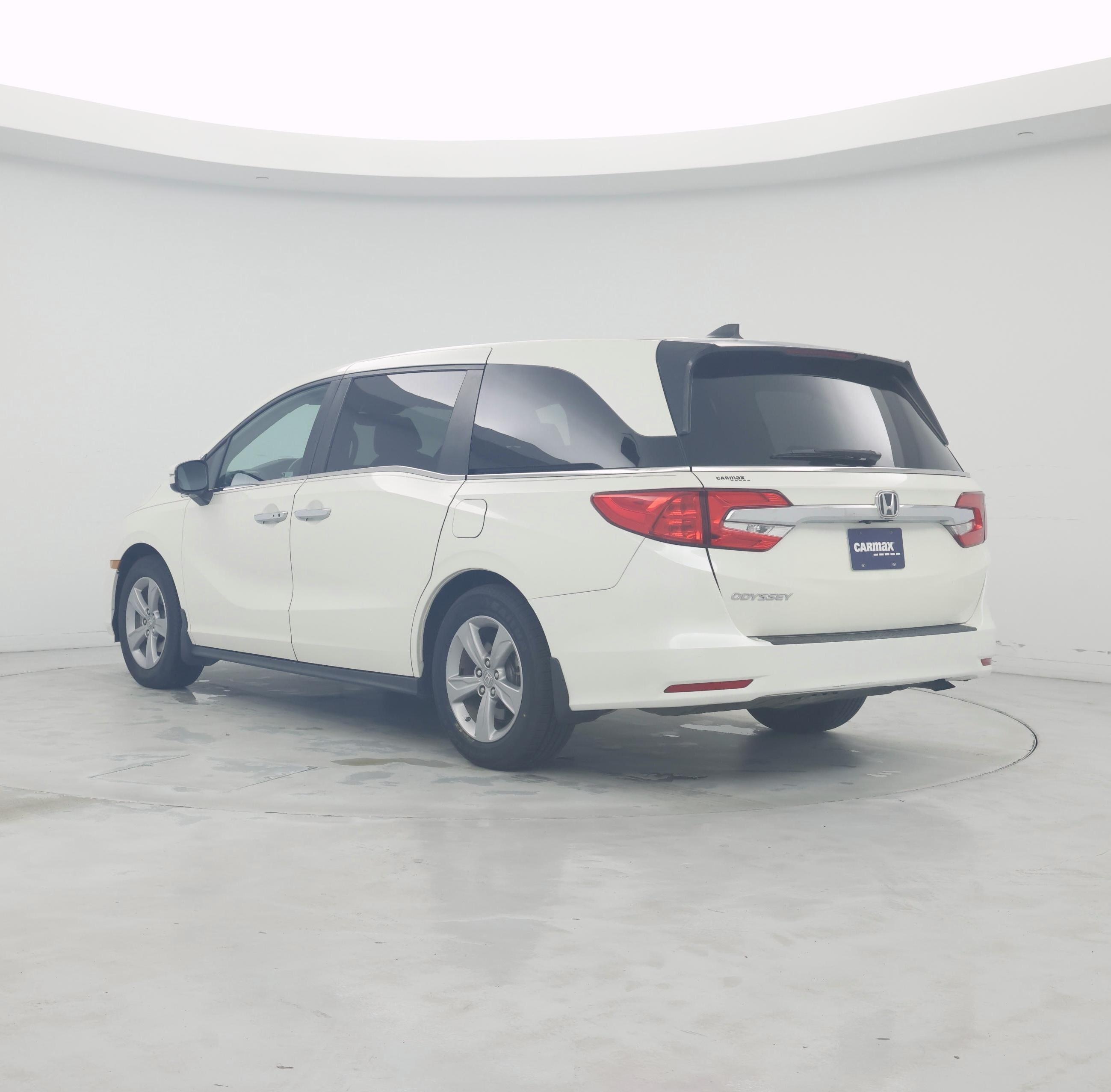Thumbnail: 2019 Honda Odyssey - 2