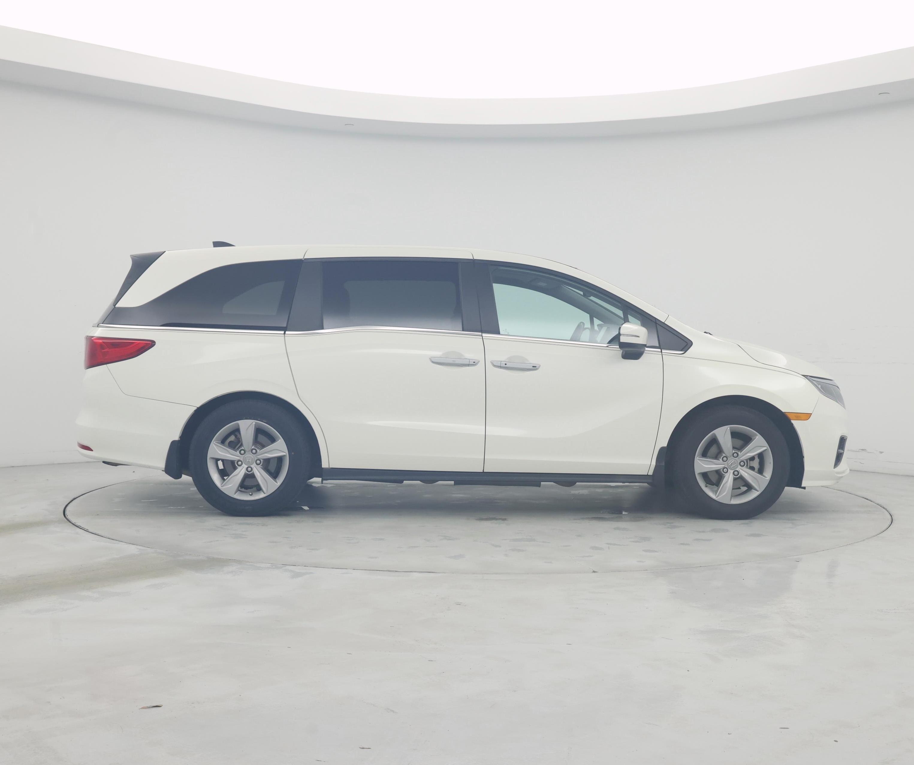 Thumbnail: 2019 Honda Odyssey - 7