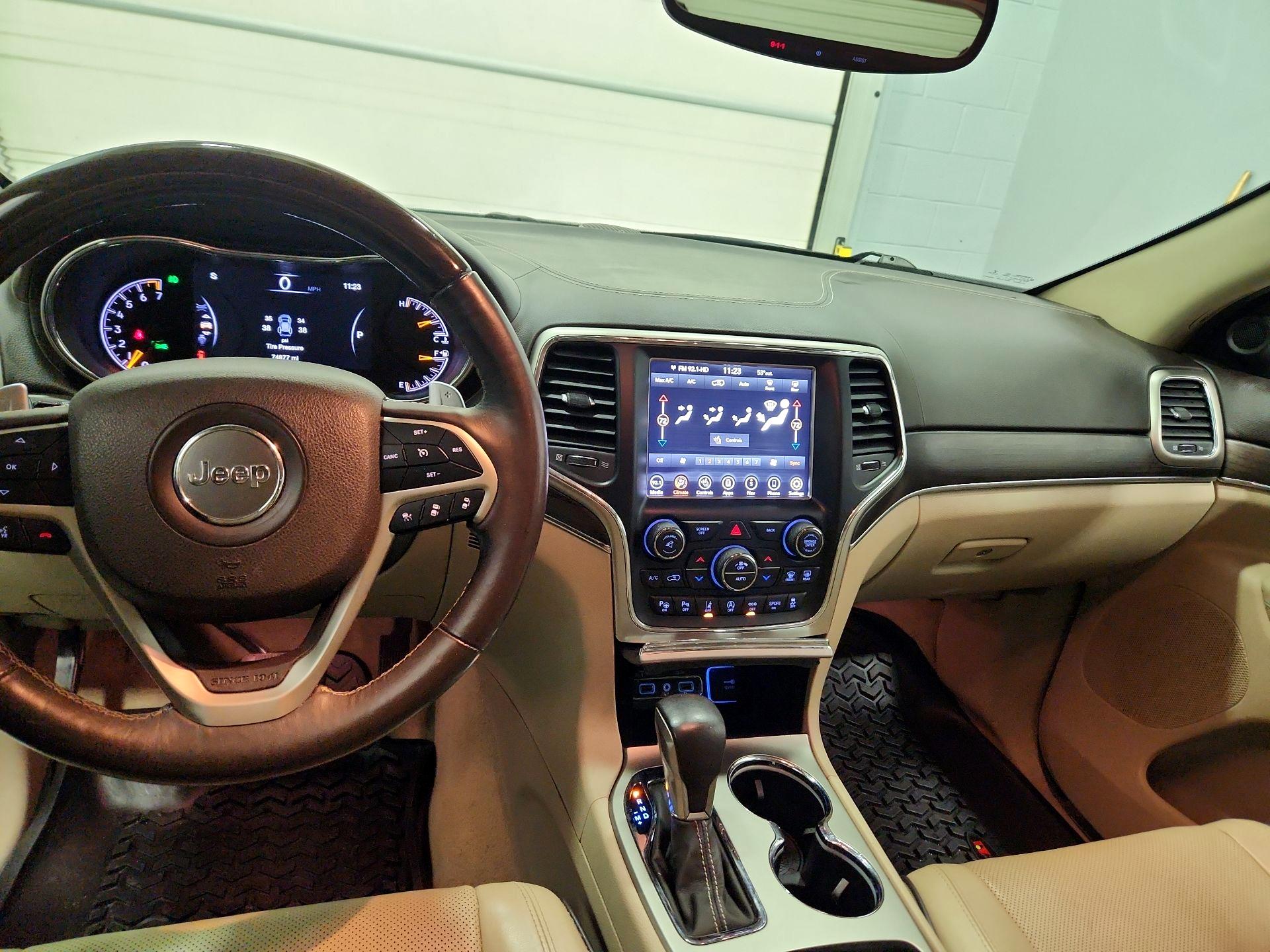 Thumbnail: 2017 Jeep Grand Cherokee - 9