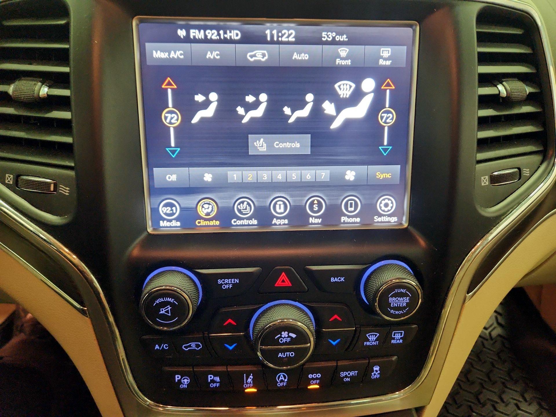 Thumbnail: 2017 Jeep Grand Cherokee - 17