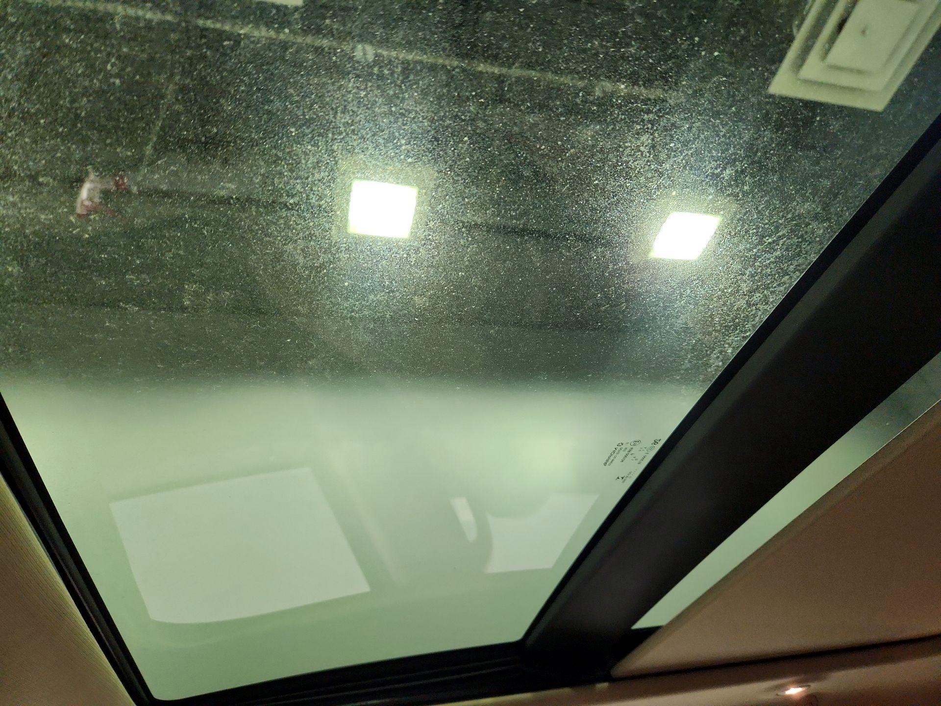 Thumbnail: 2017 Jeep Grand Cherokee - 20