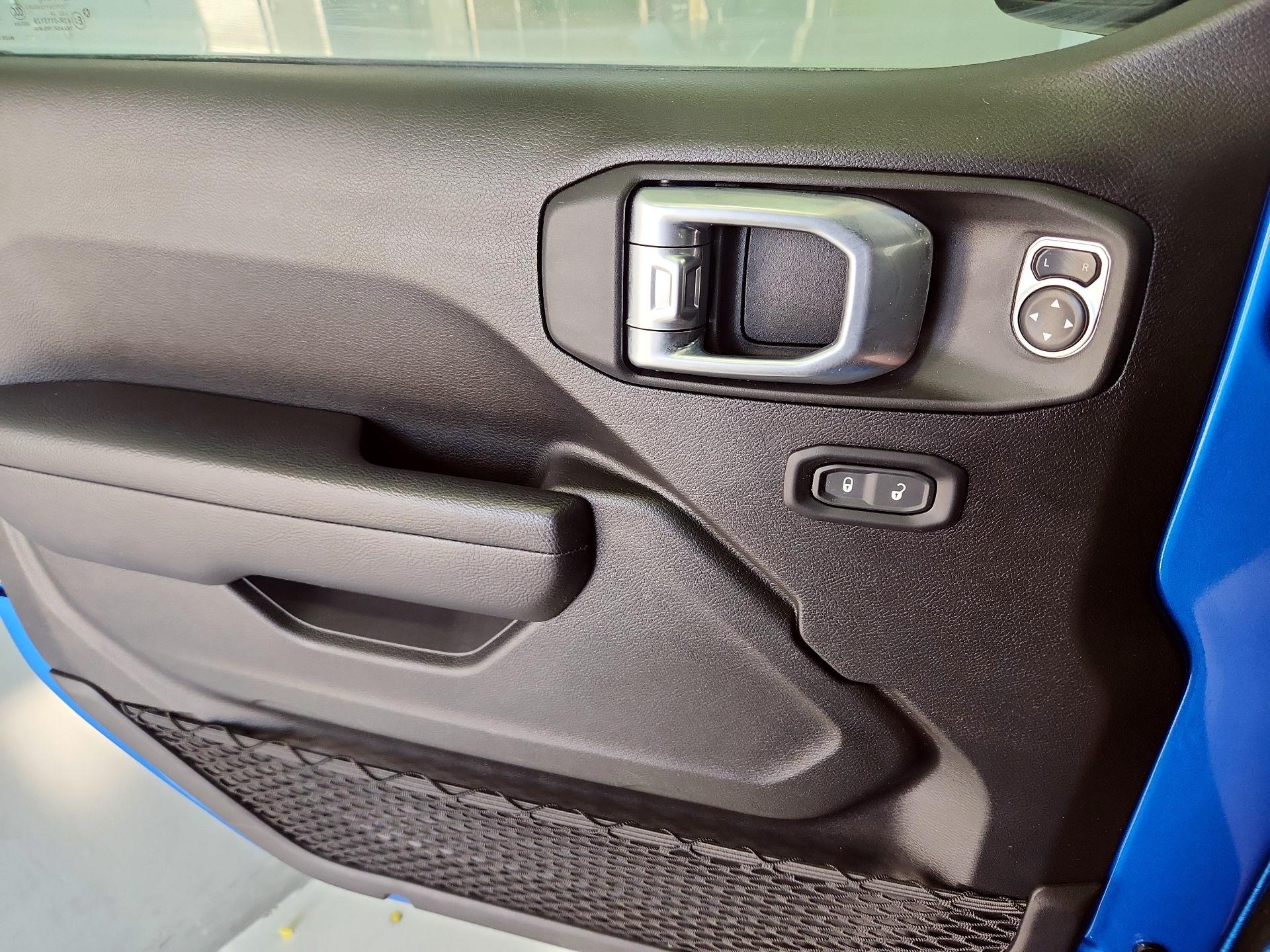 Thumbnail: 2024 Jeep Wrangler - 12