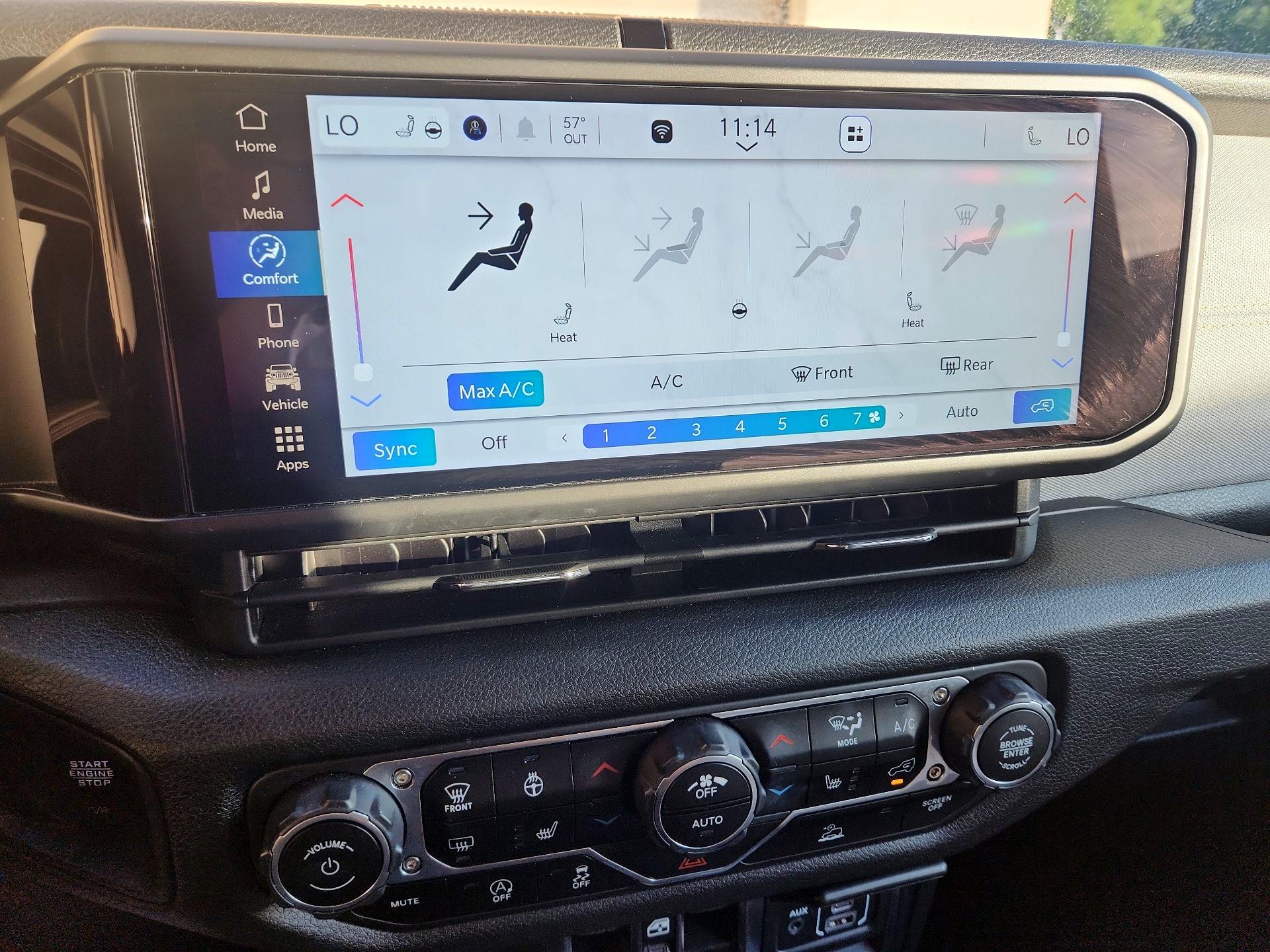 Thumbnail: 2024 Jeep Wrangler - 16