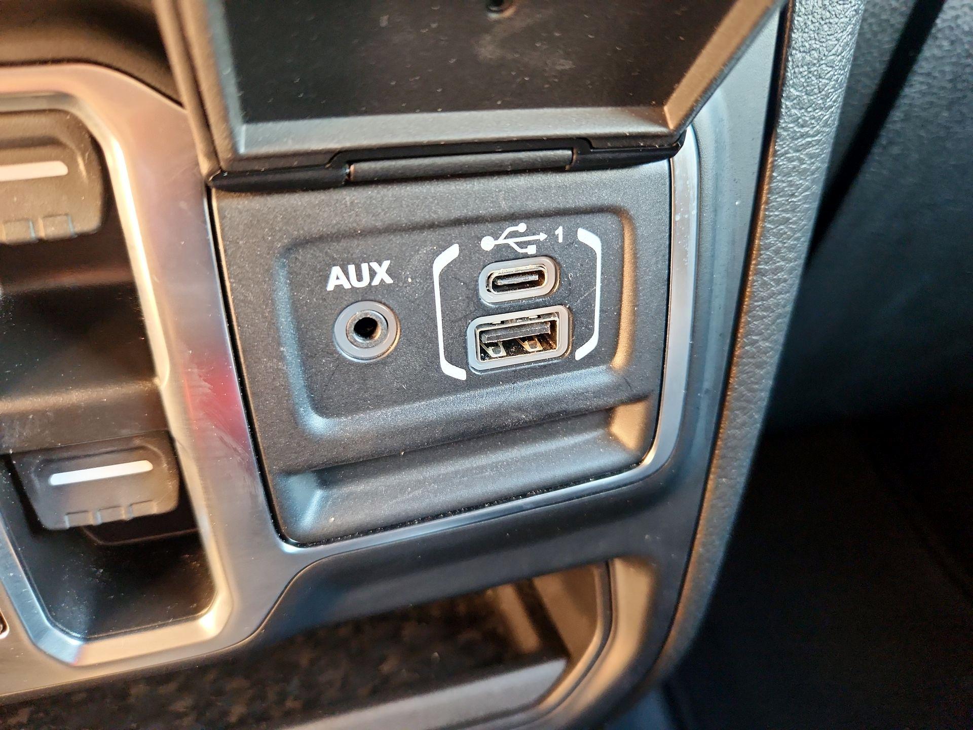 Thumbnail: 2024 Jeep Wrangler - 18